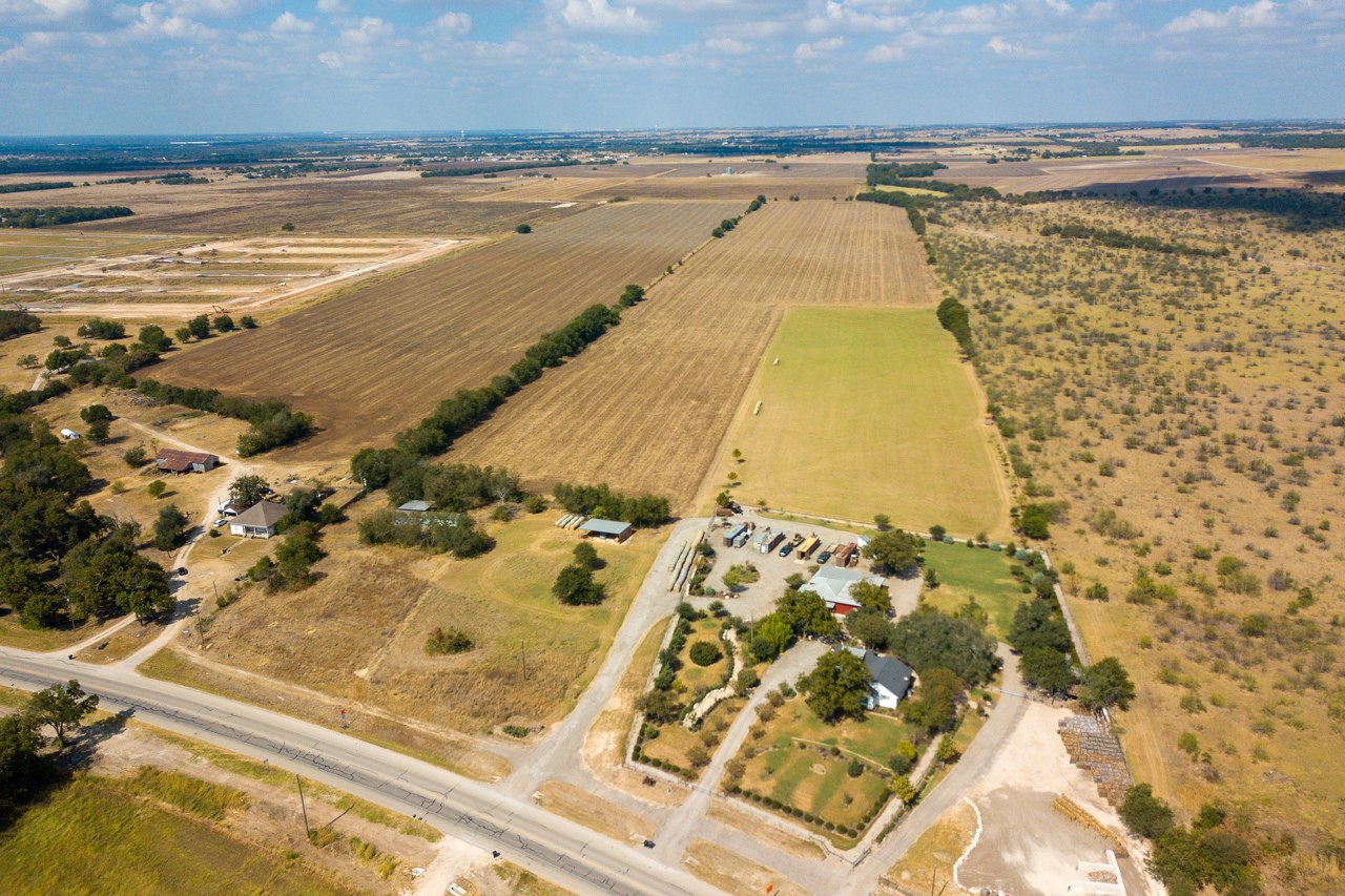 main property photo 7
