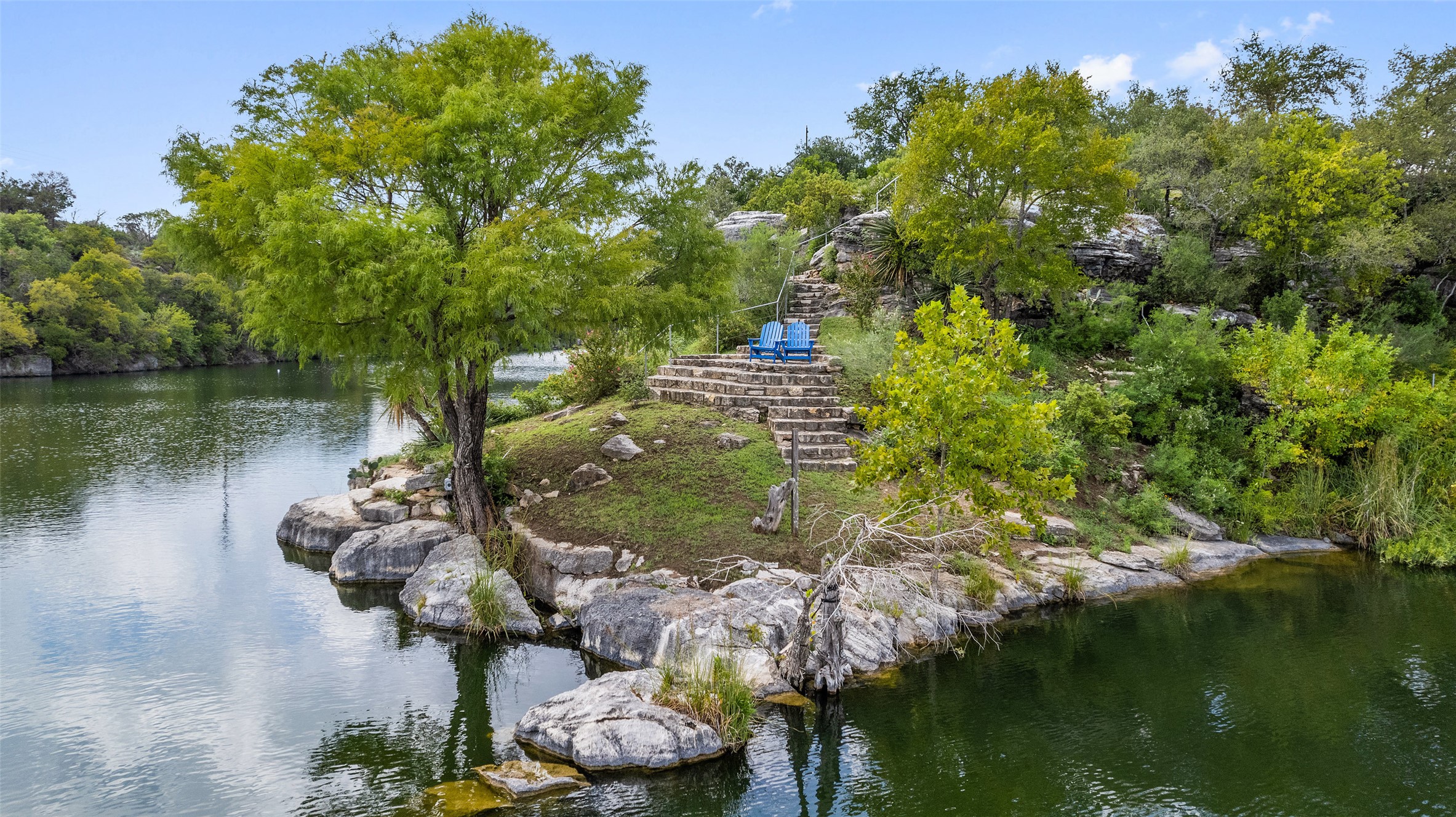 main property photo 36