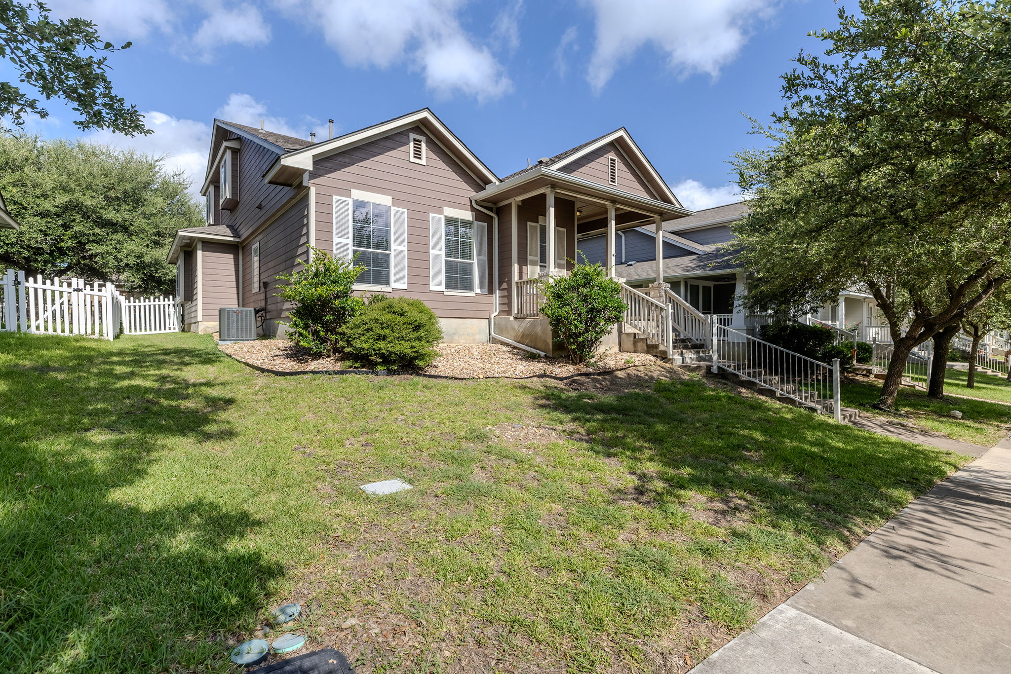 main property photo 2
