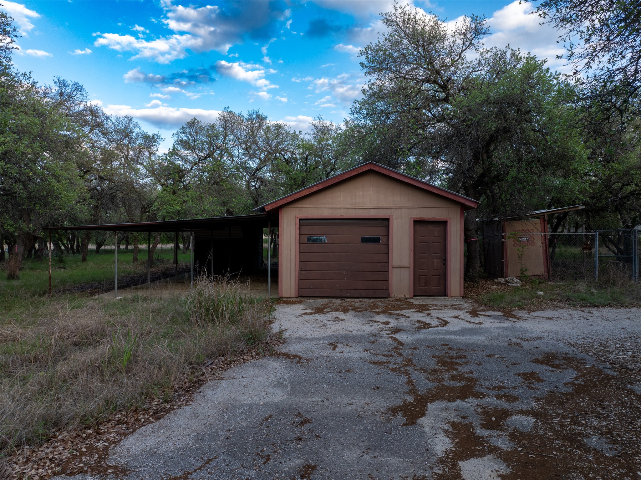 main property photo 5