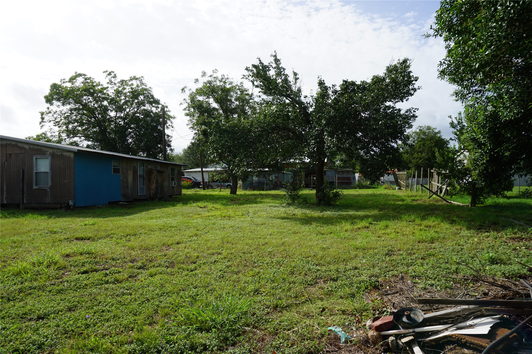 main property photo 10