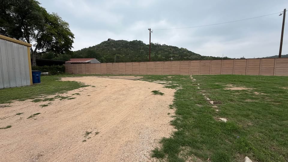 main property photo 9