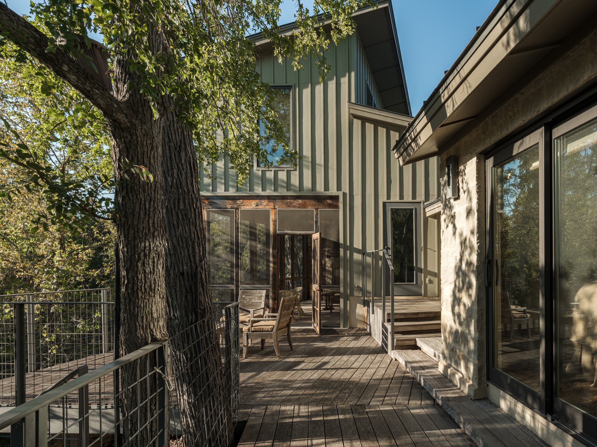 main property photo 26