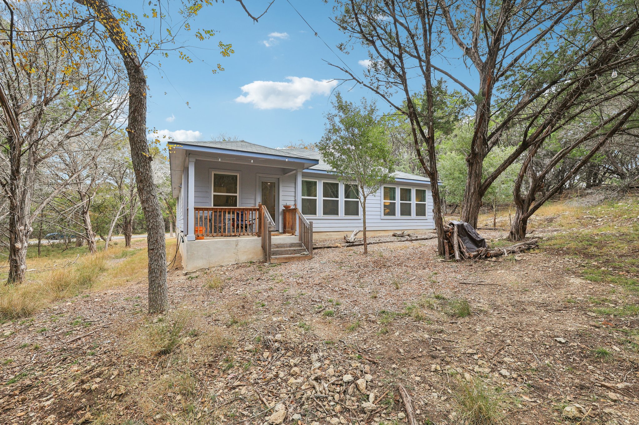 main property photo 27