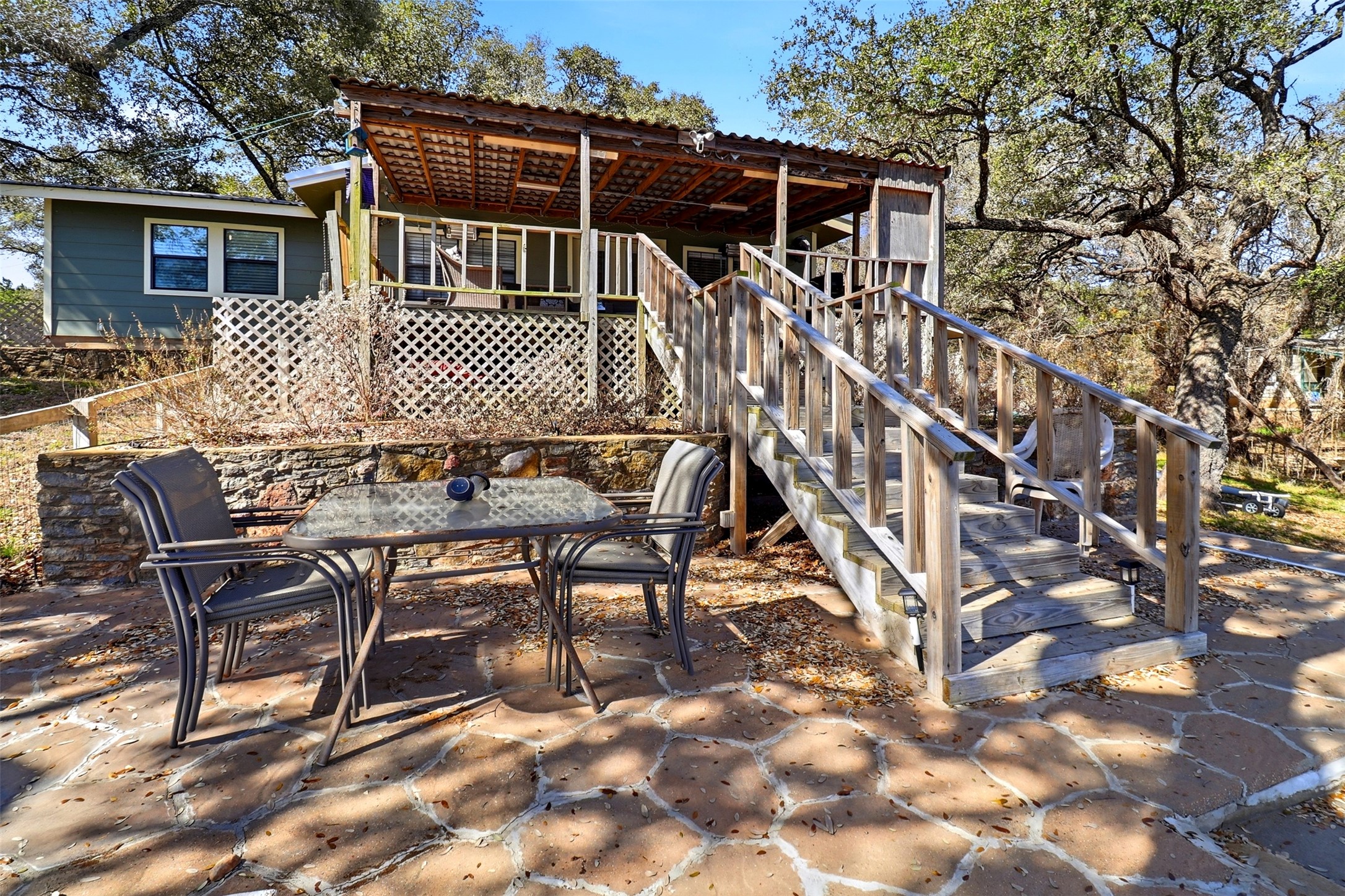 main property photo 12