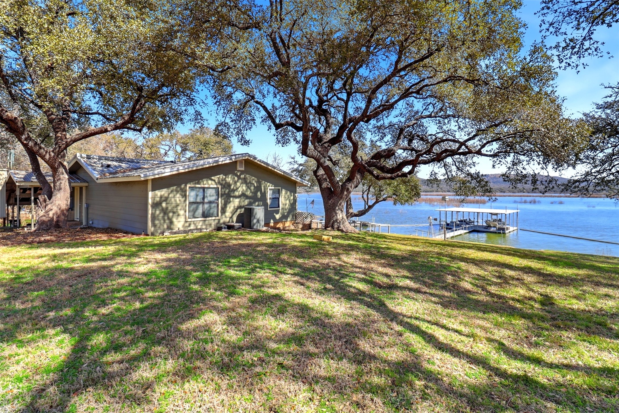 main property photo 20