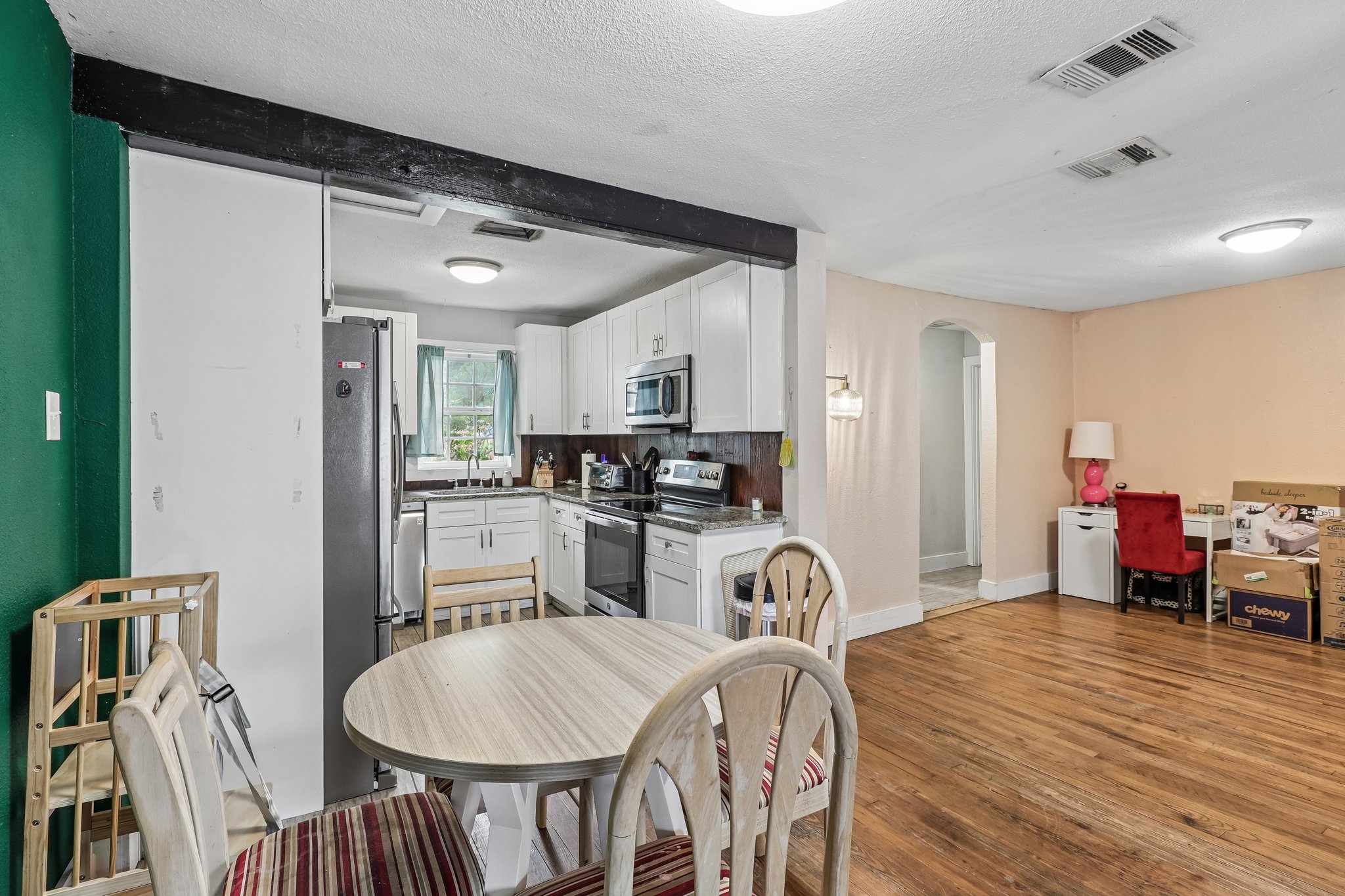 main property photo 8