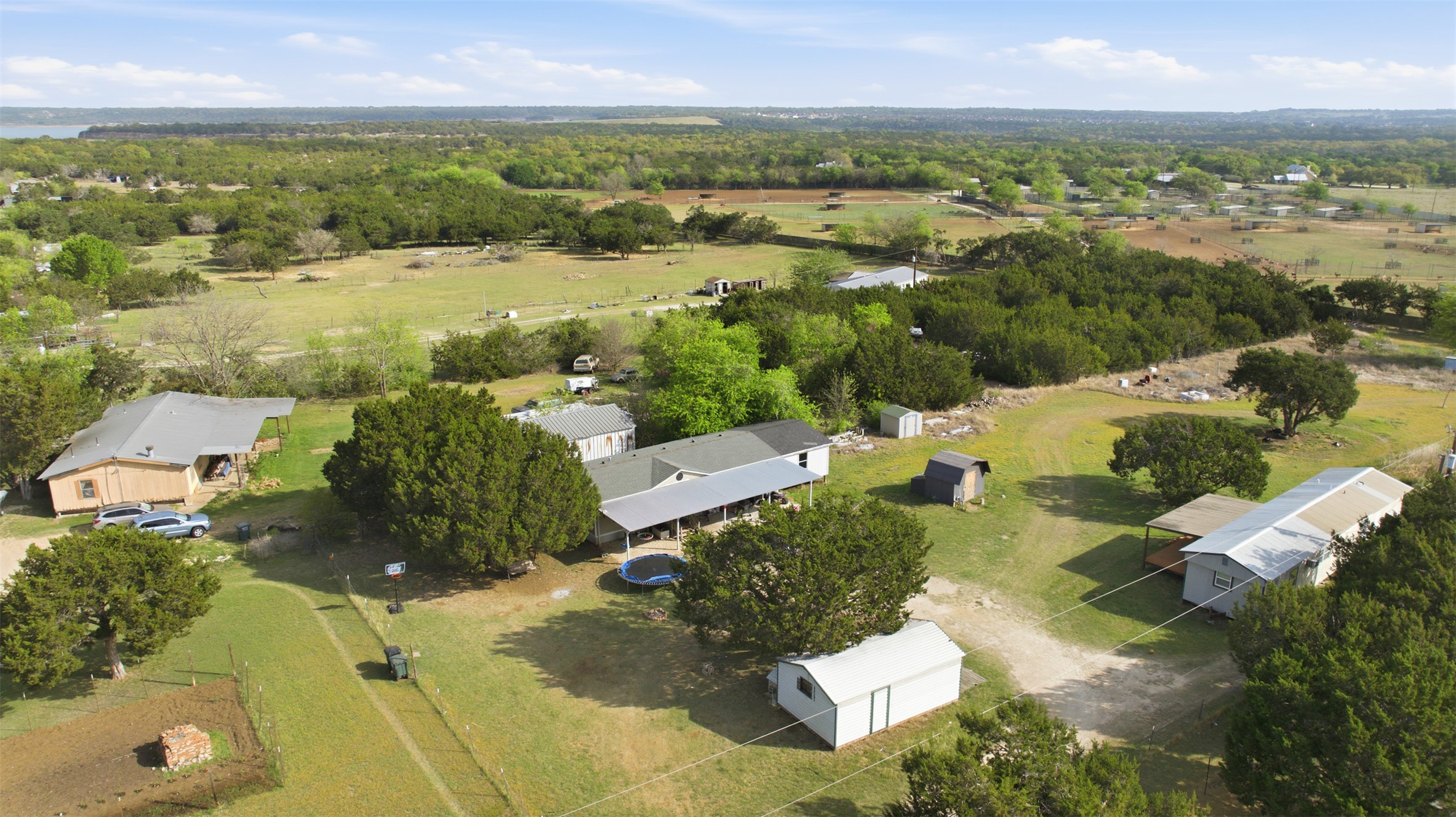 main property photo 5