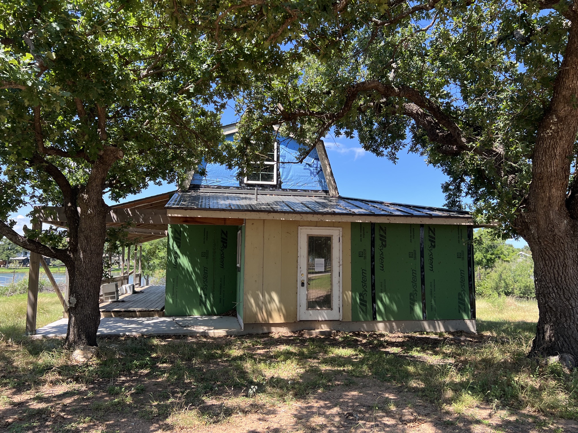 main property photo 12