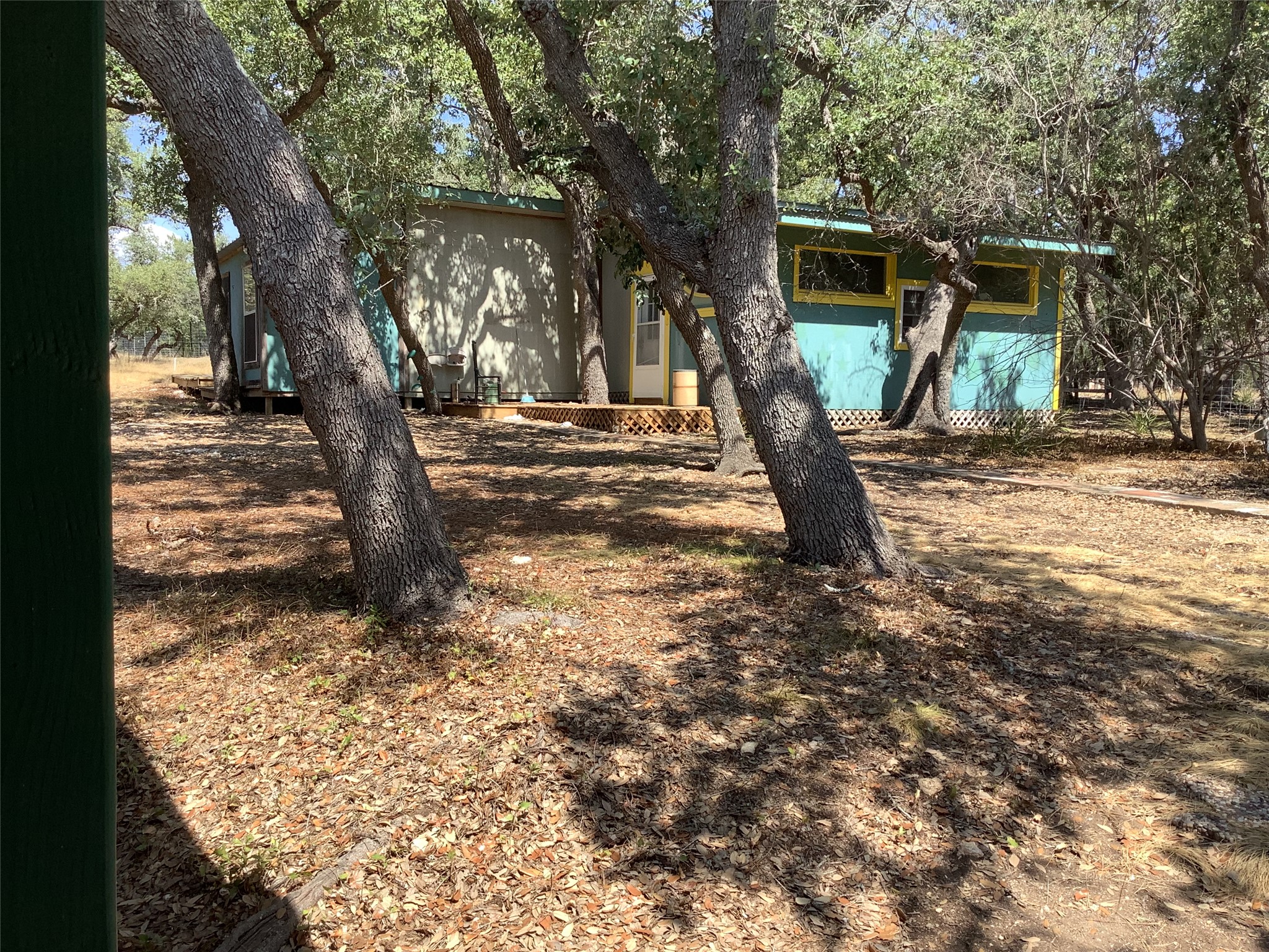 main property photo 16