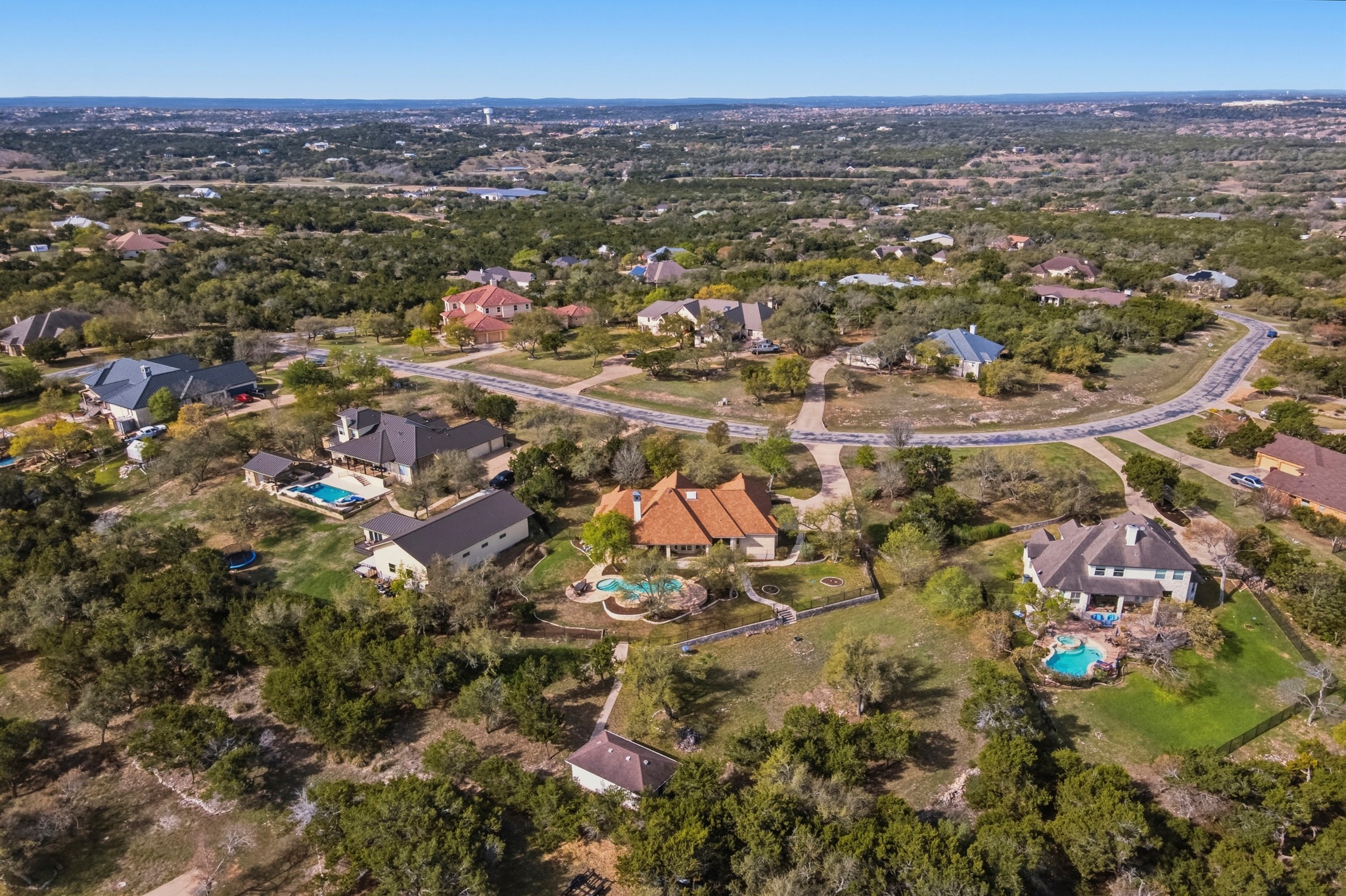 main property photo 37