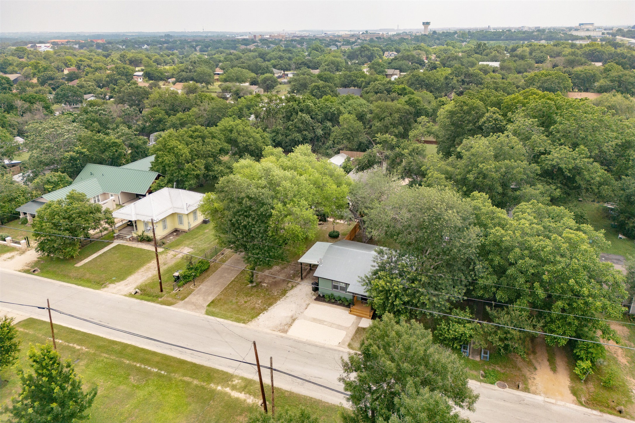 main property photo 18
