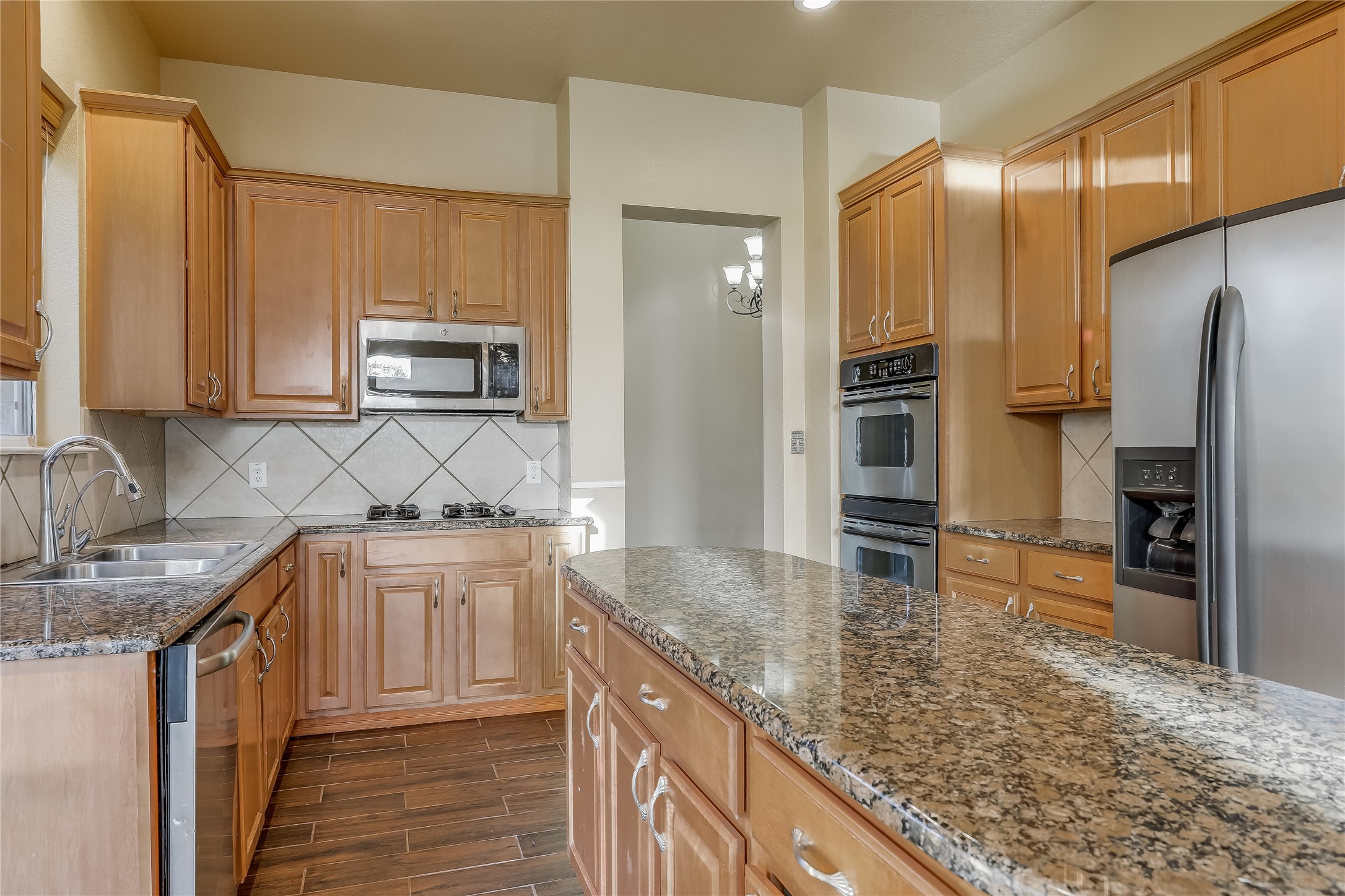 main property photo 12