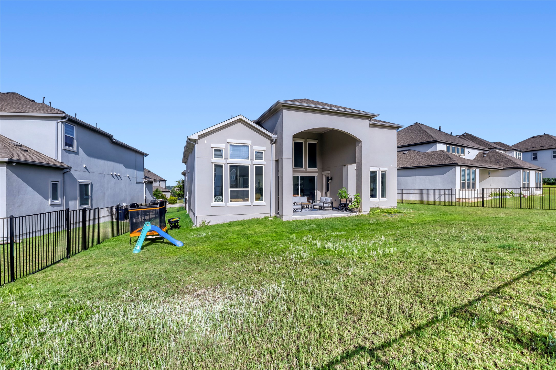 main property photo 26