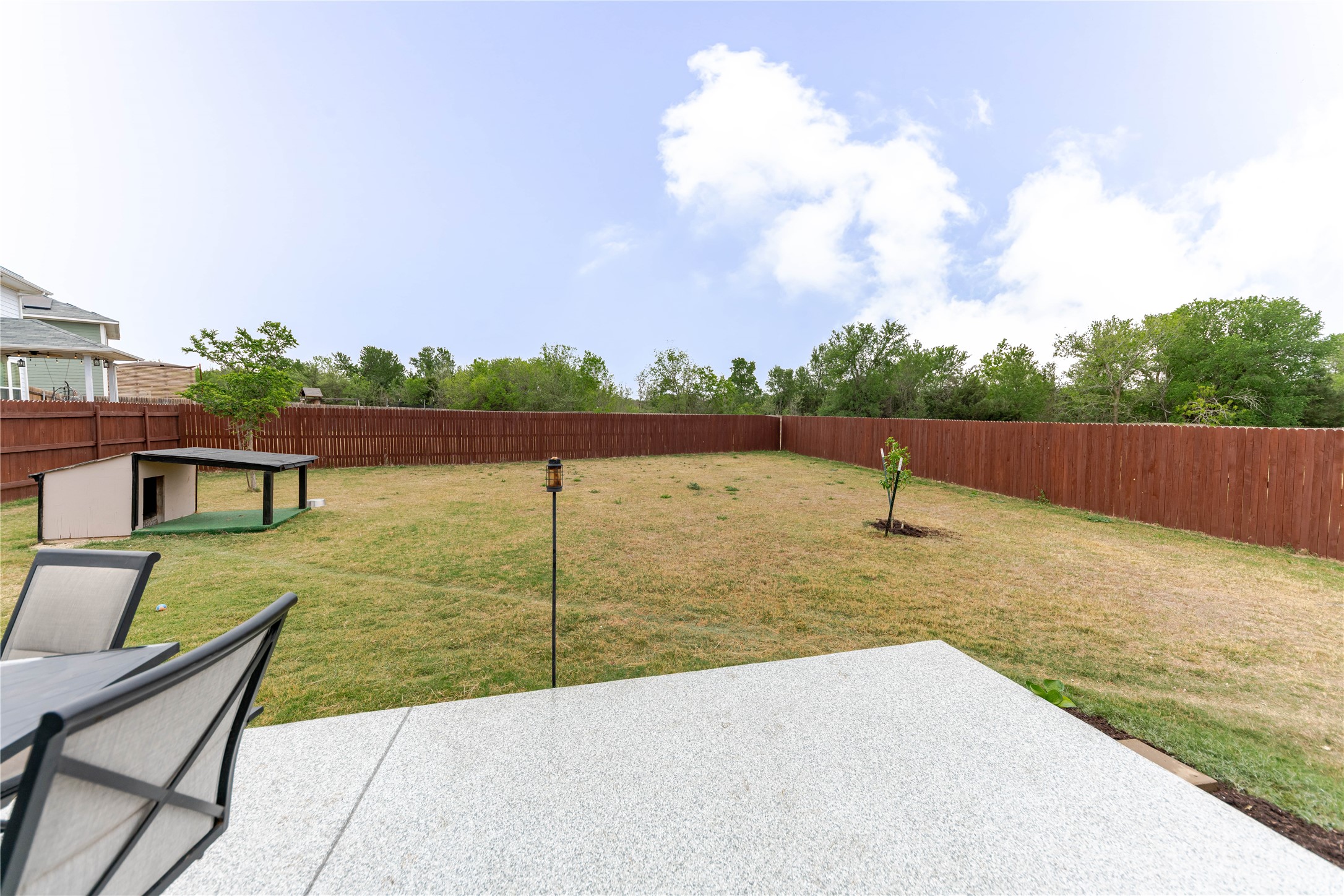 main property photo 29
