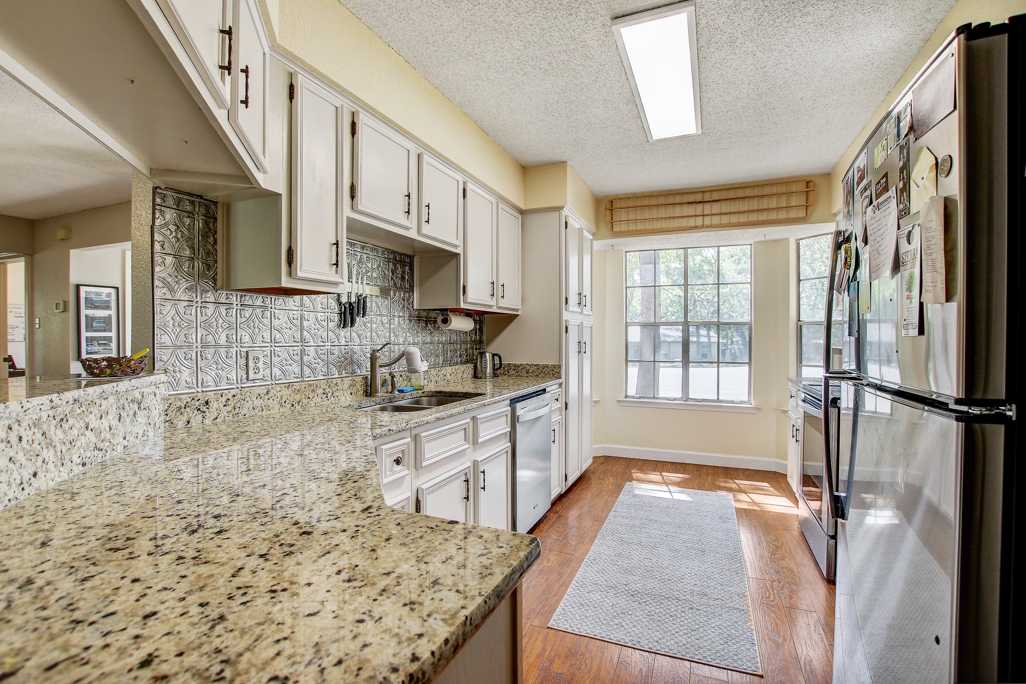 main property photo 12