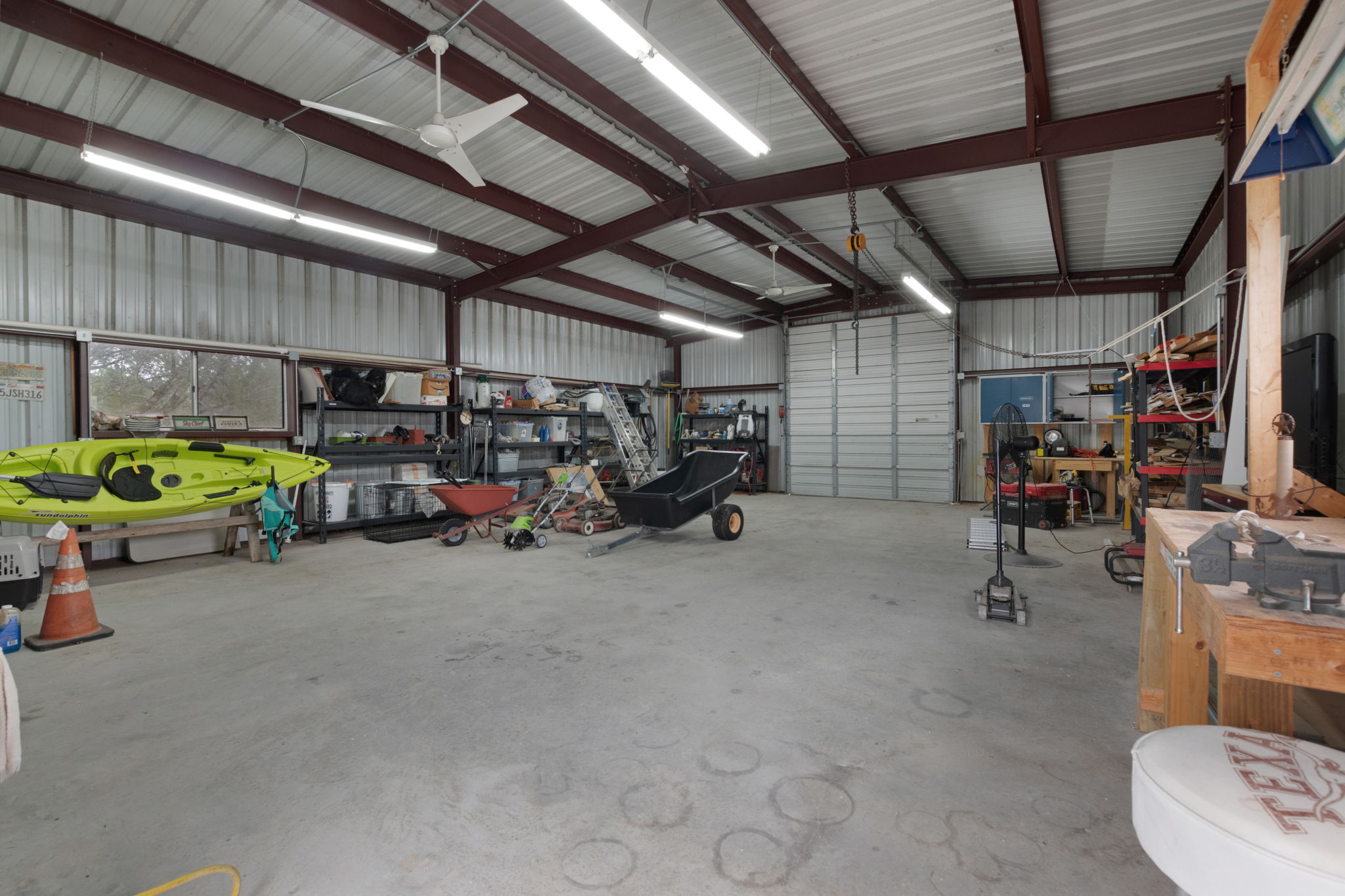 main property photo 30