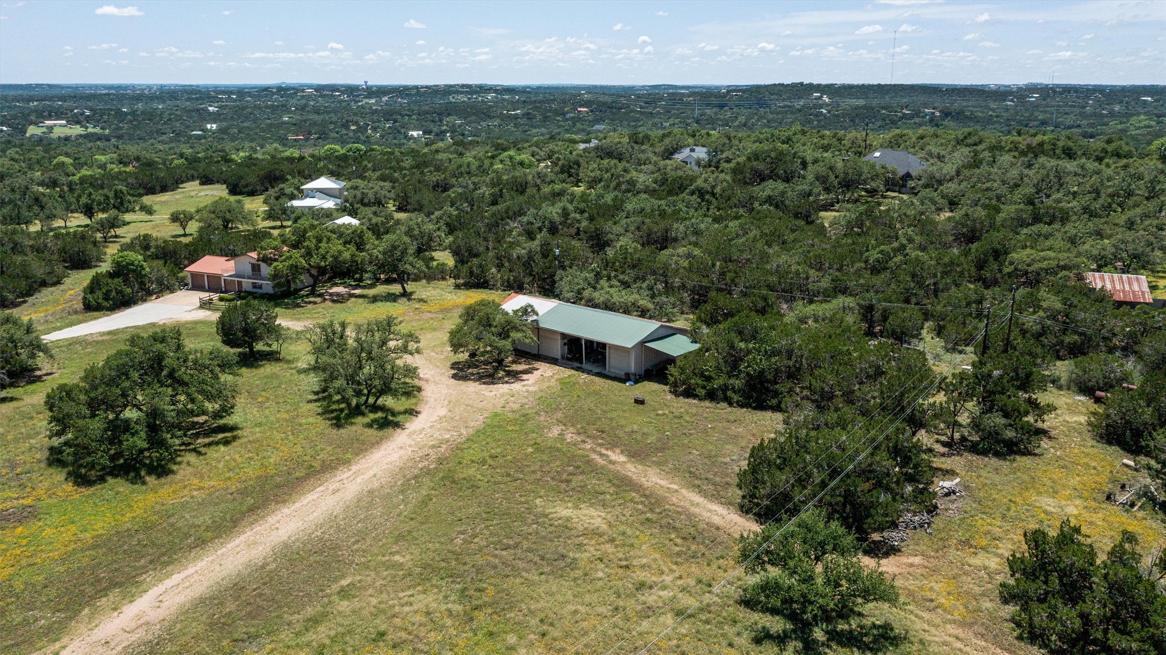 main property photo 10