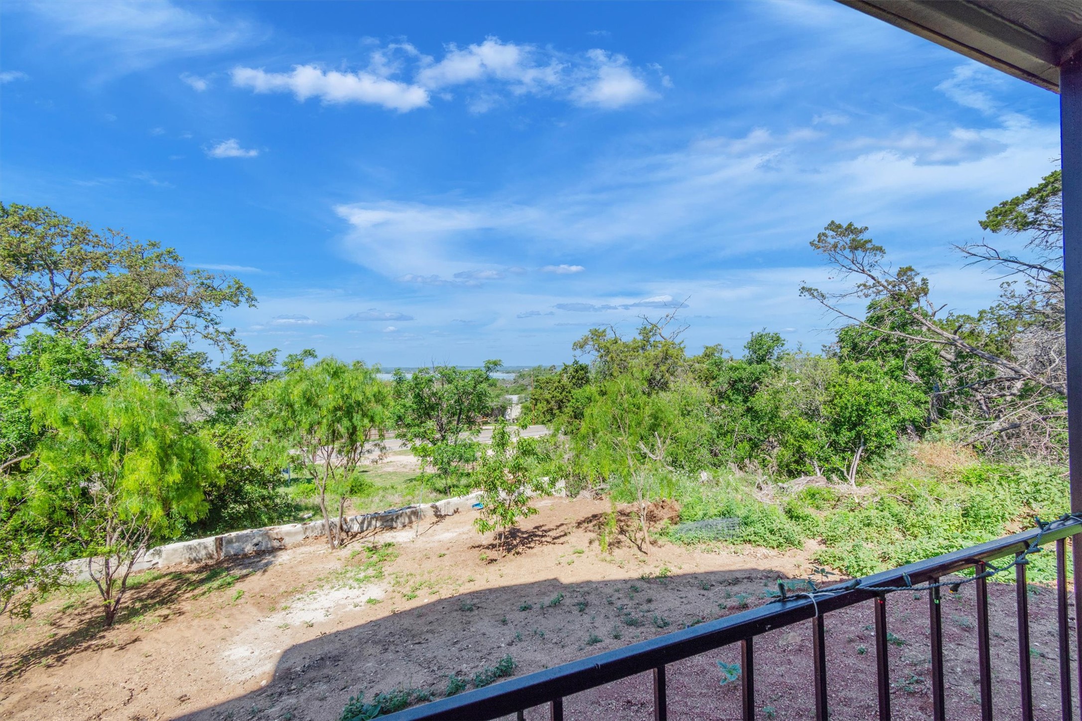 main property photo 26