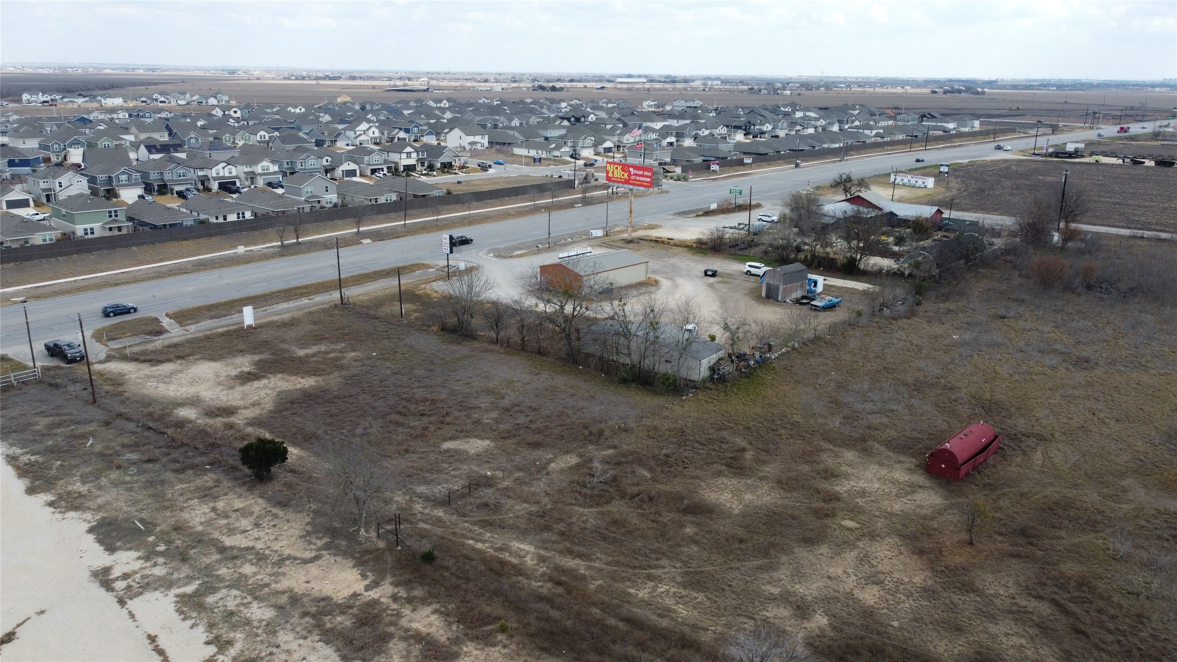 main property photo 6