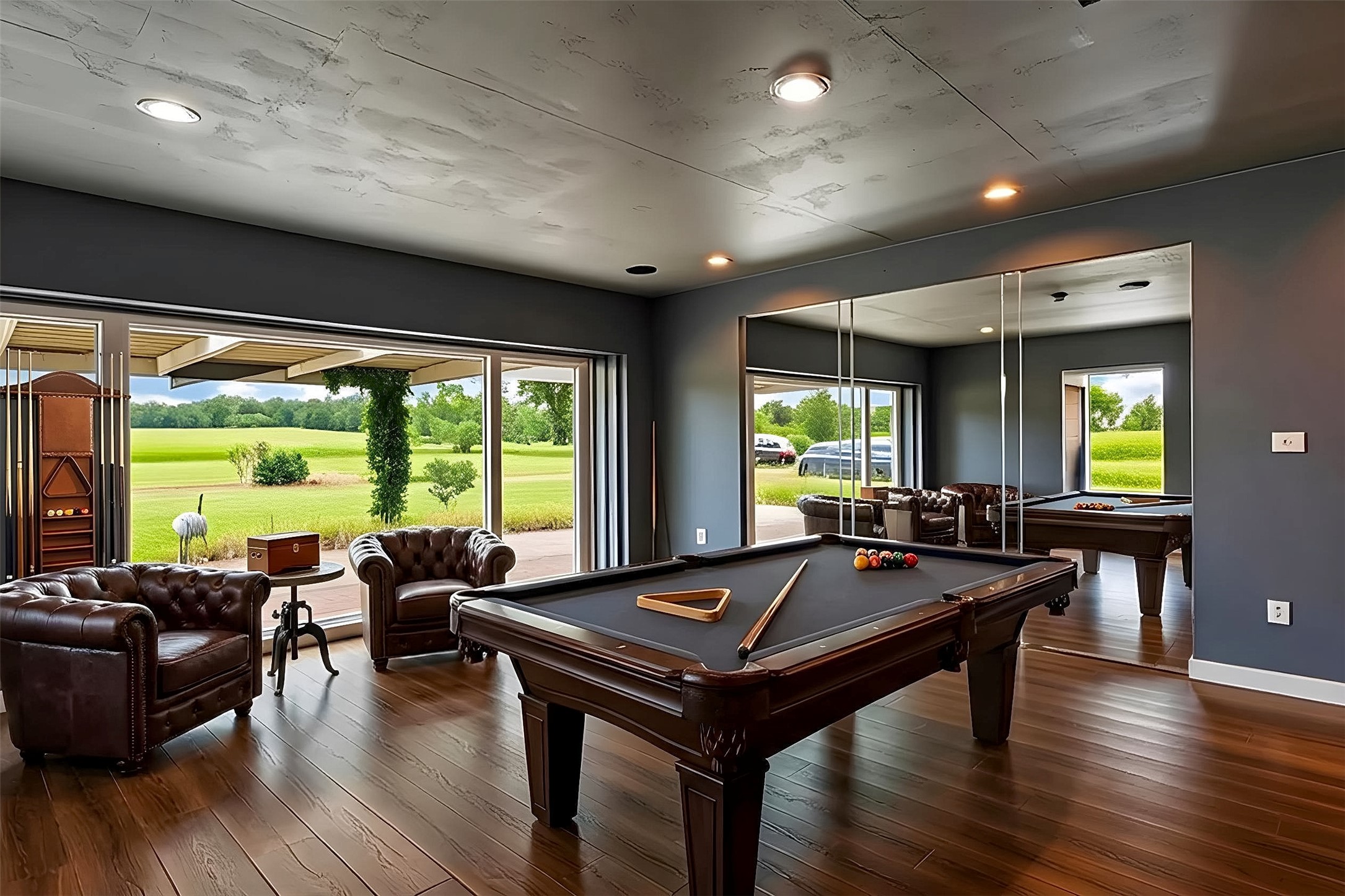 main property photo 25