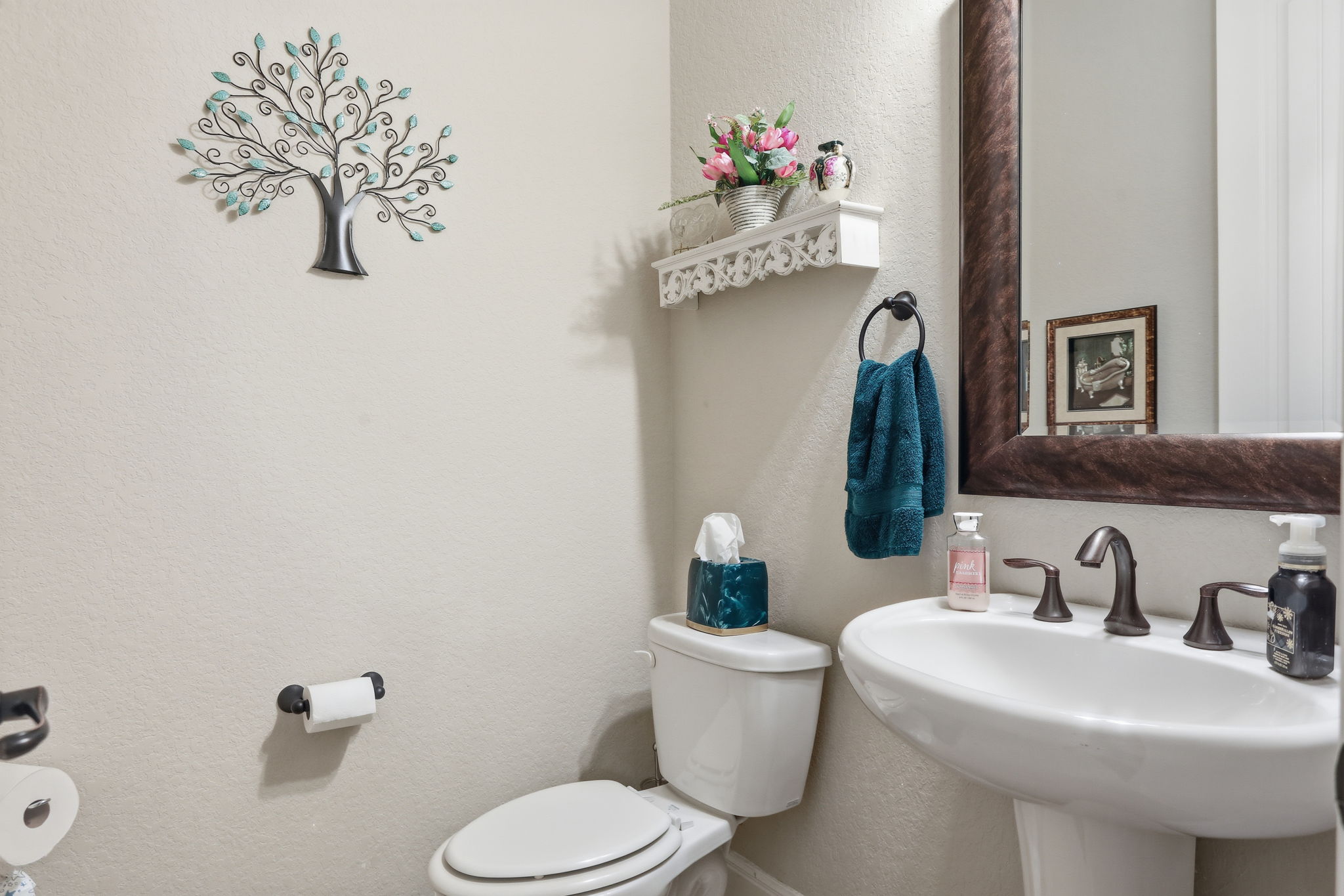 main property photo 23