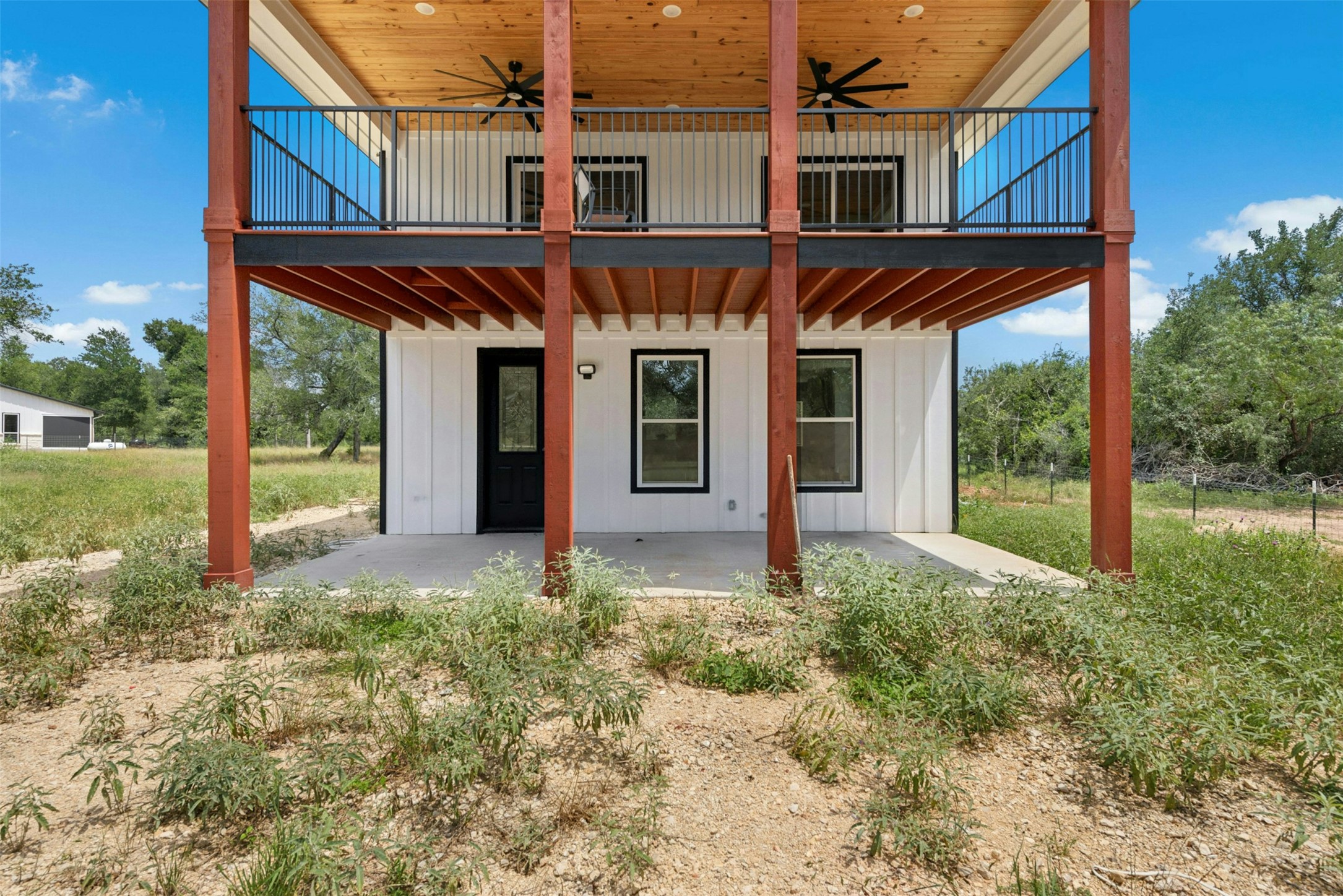 main property photo 4