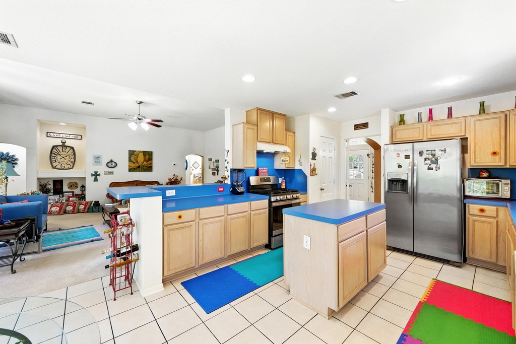 main property photo 5