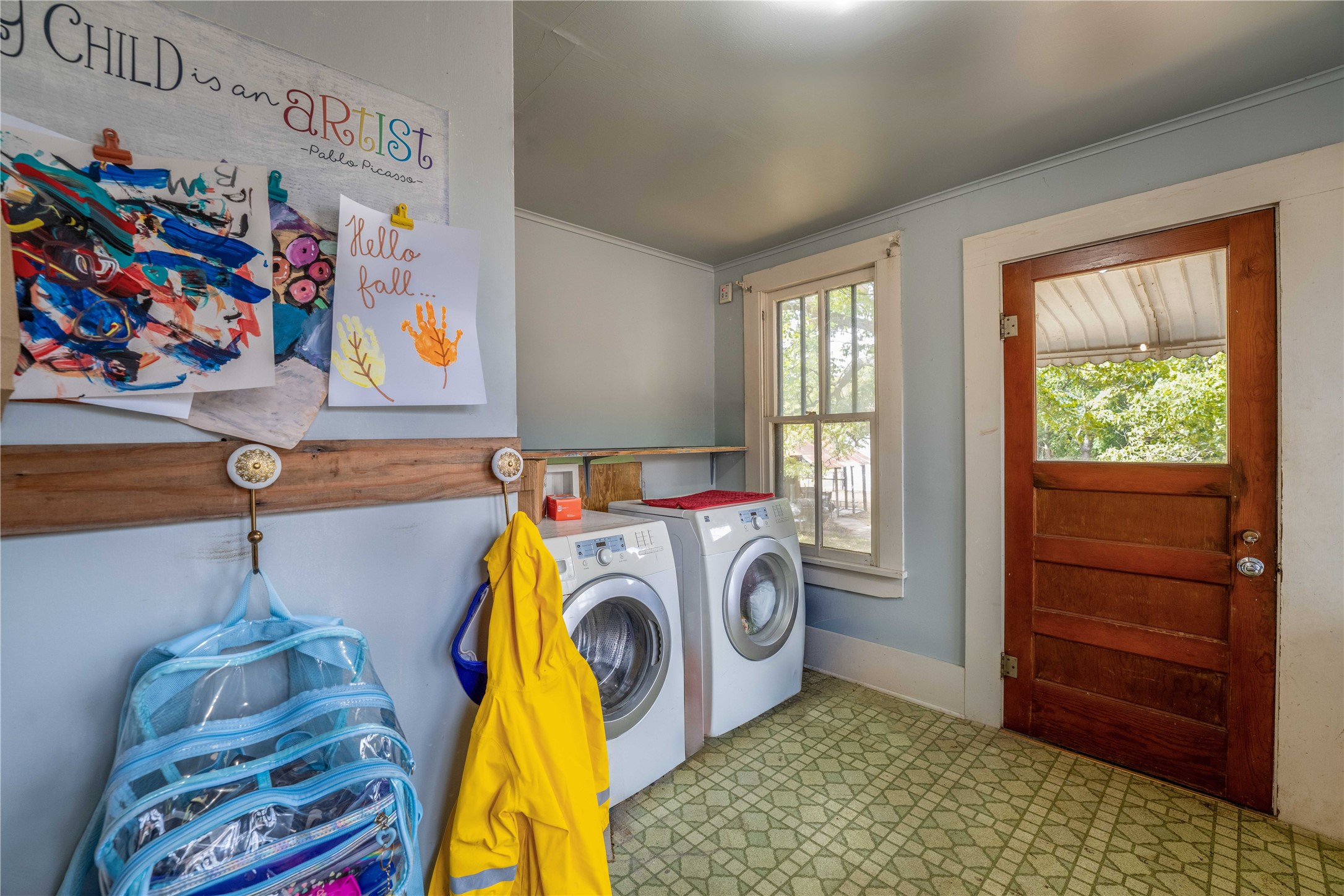 main property photo 8