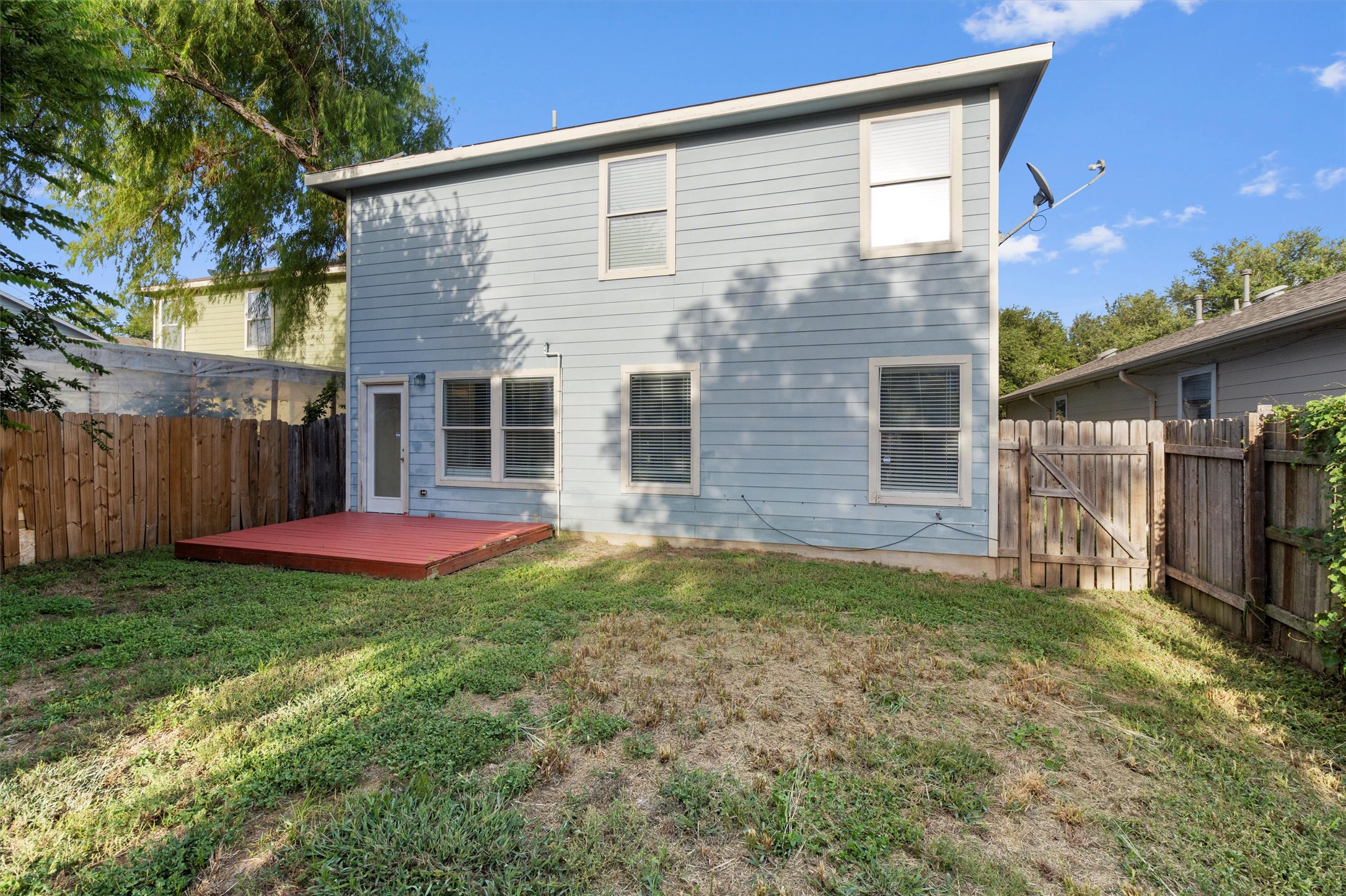 main property photo 31