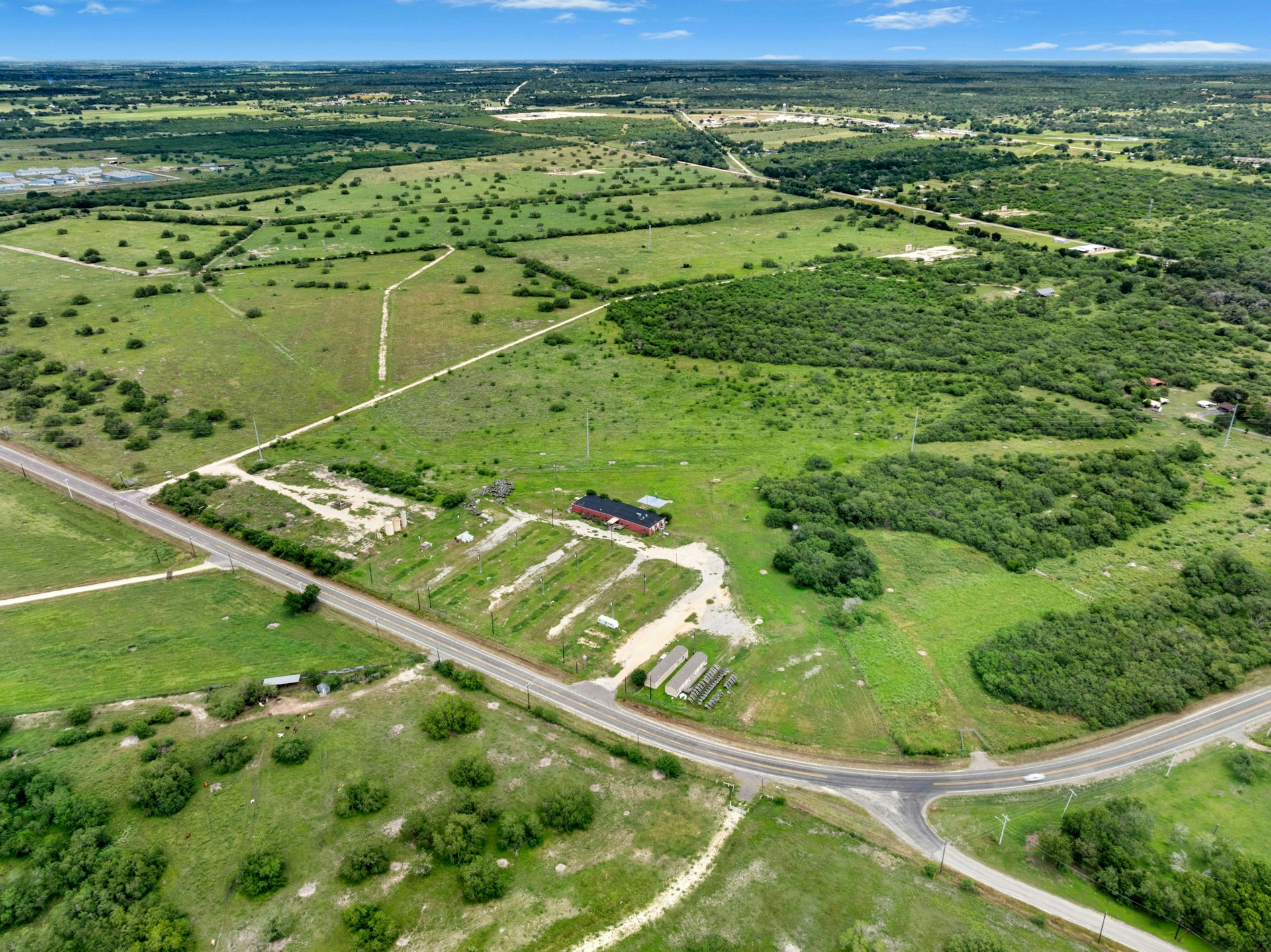 main property photo 7