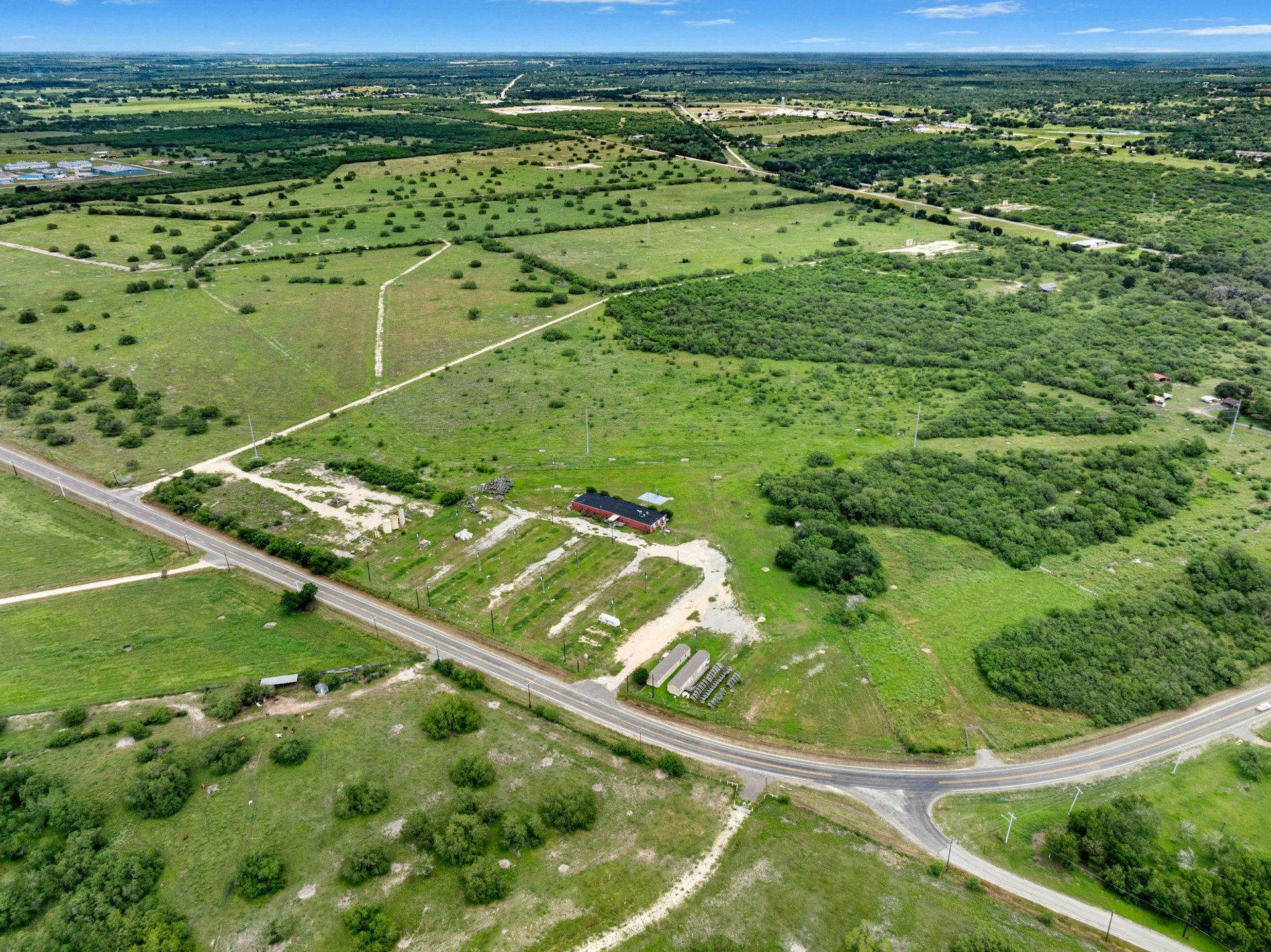 main property photo 9