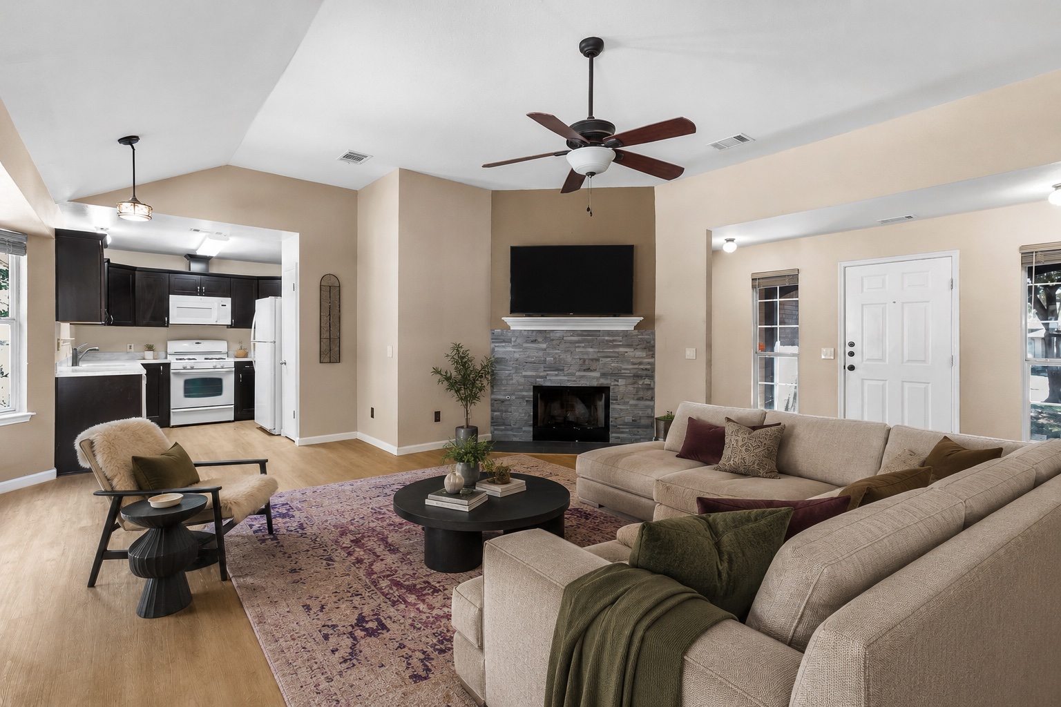 main property photo 1
