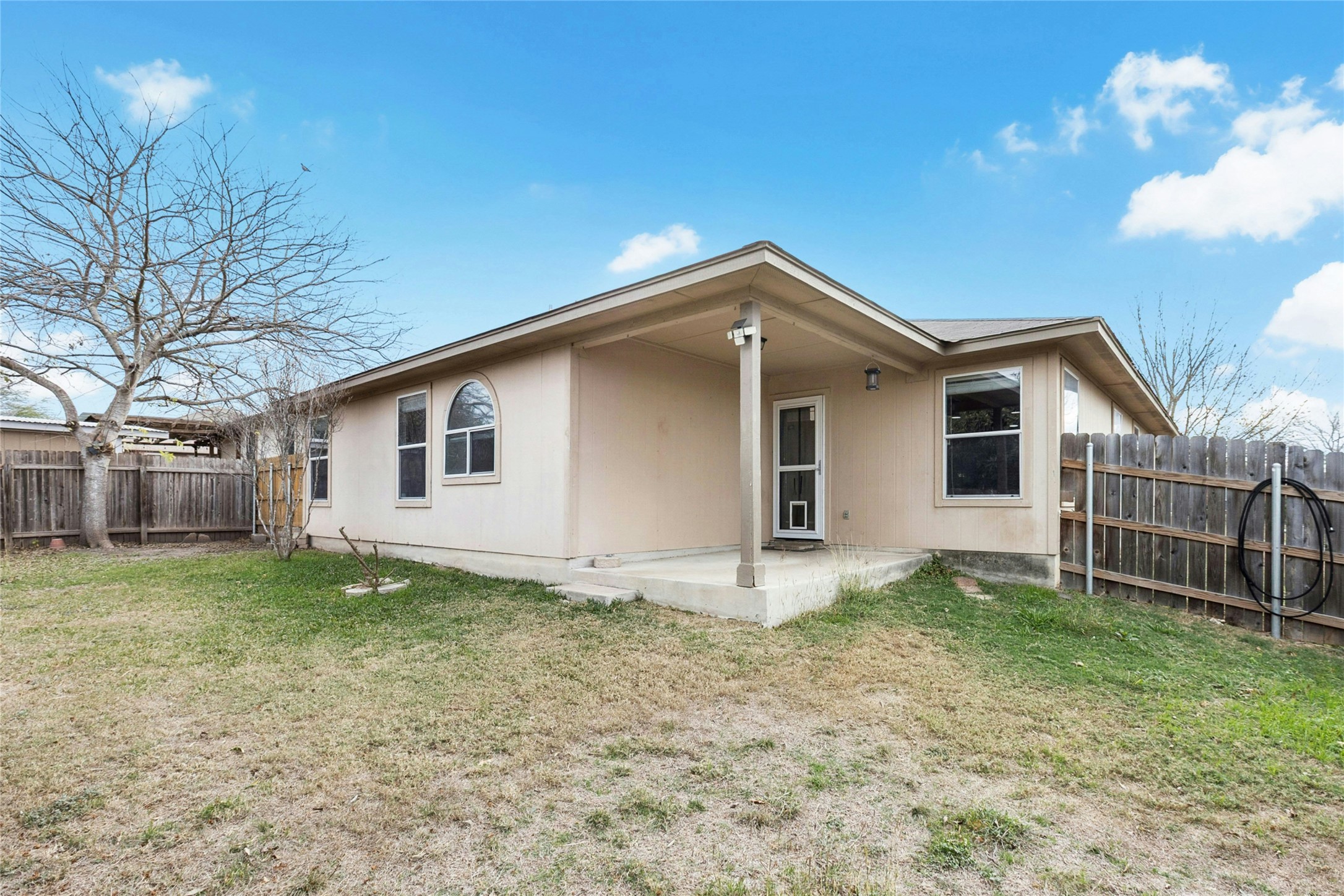 main property photo 29