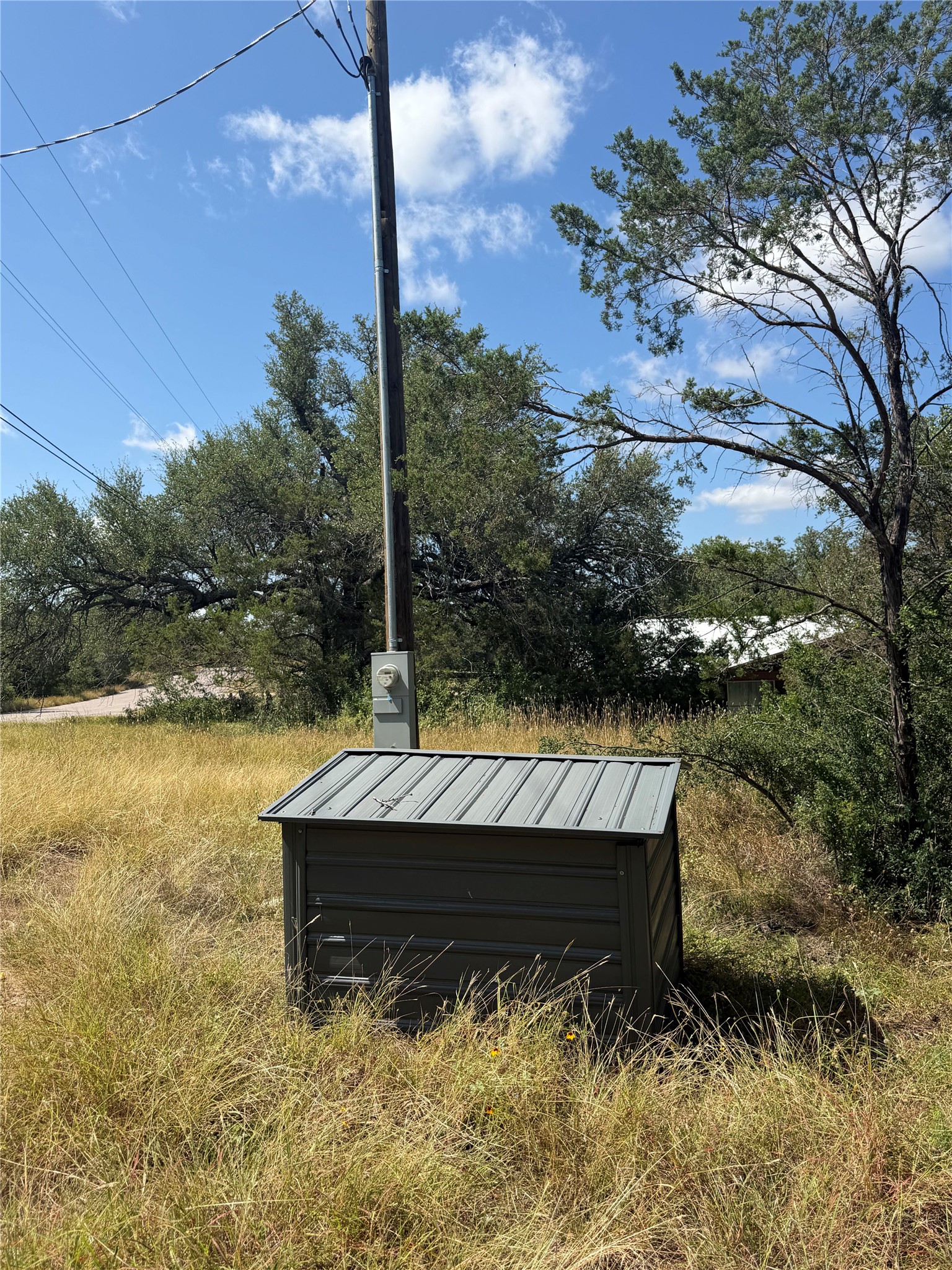 main property photo 16