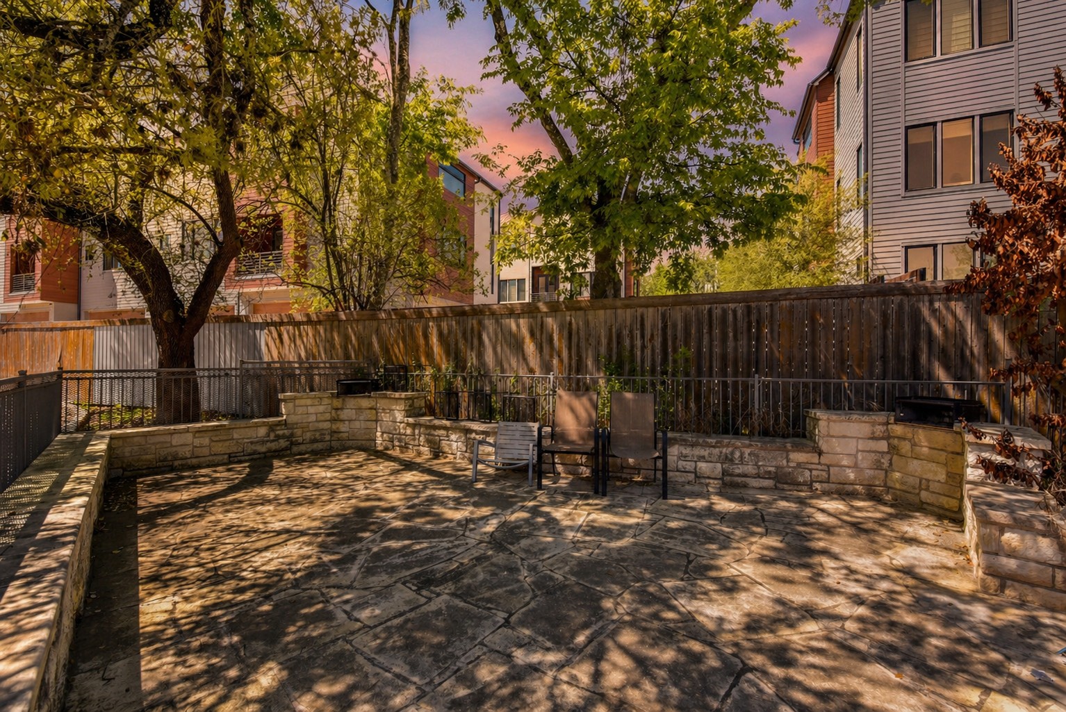 main property photo 20