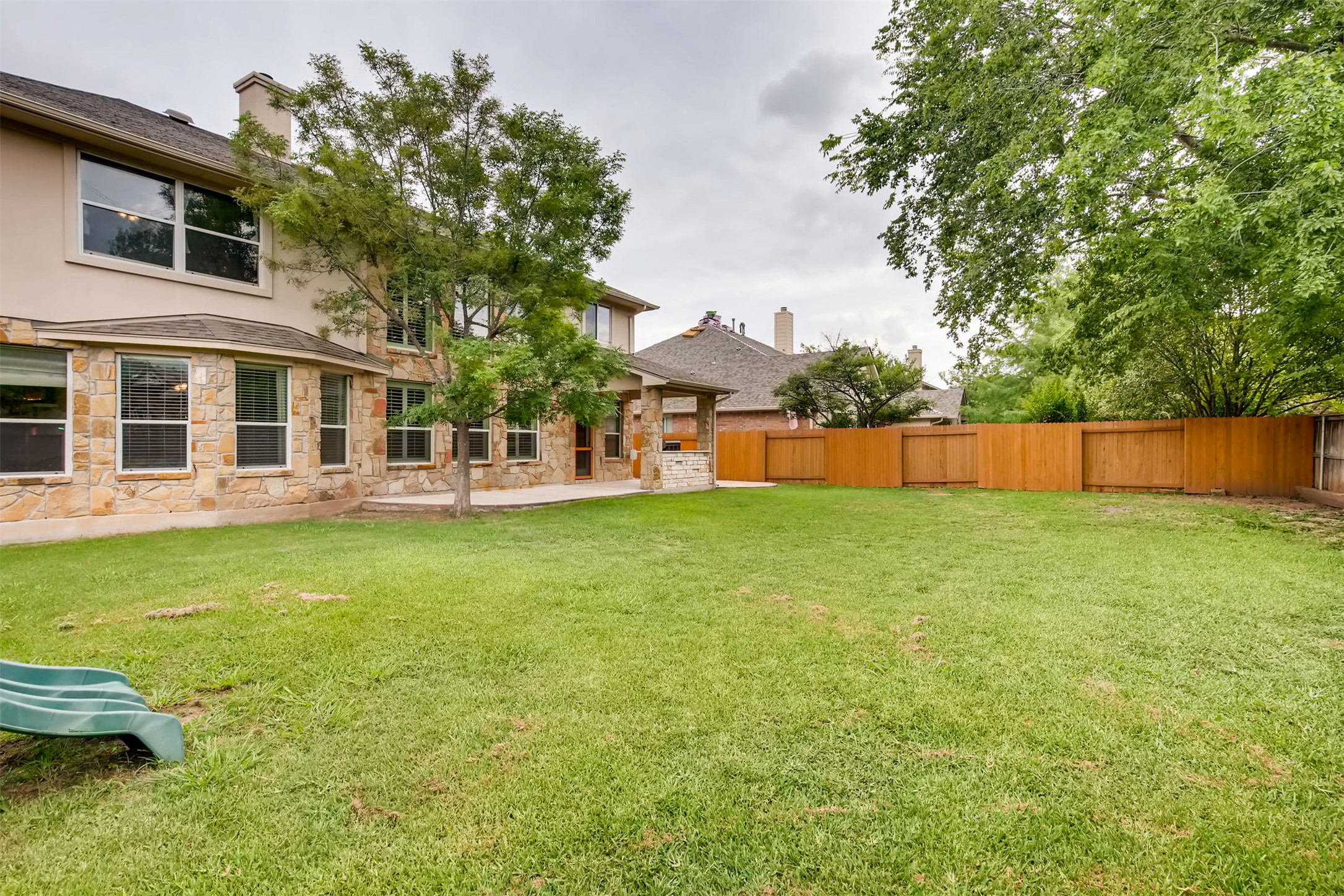 main property photo 36