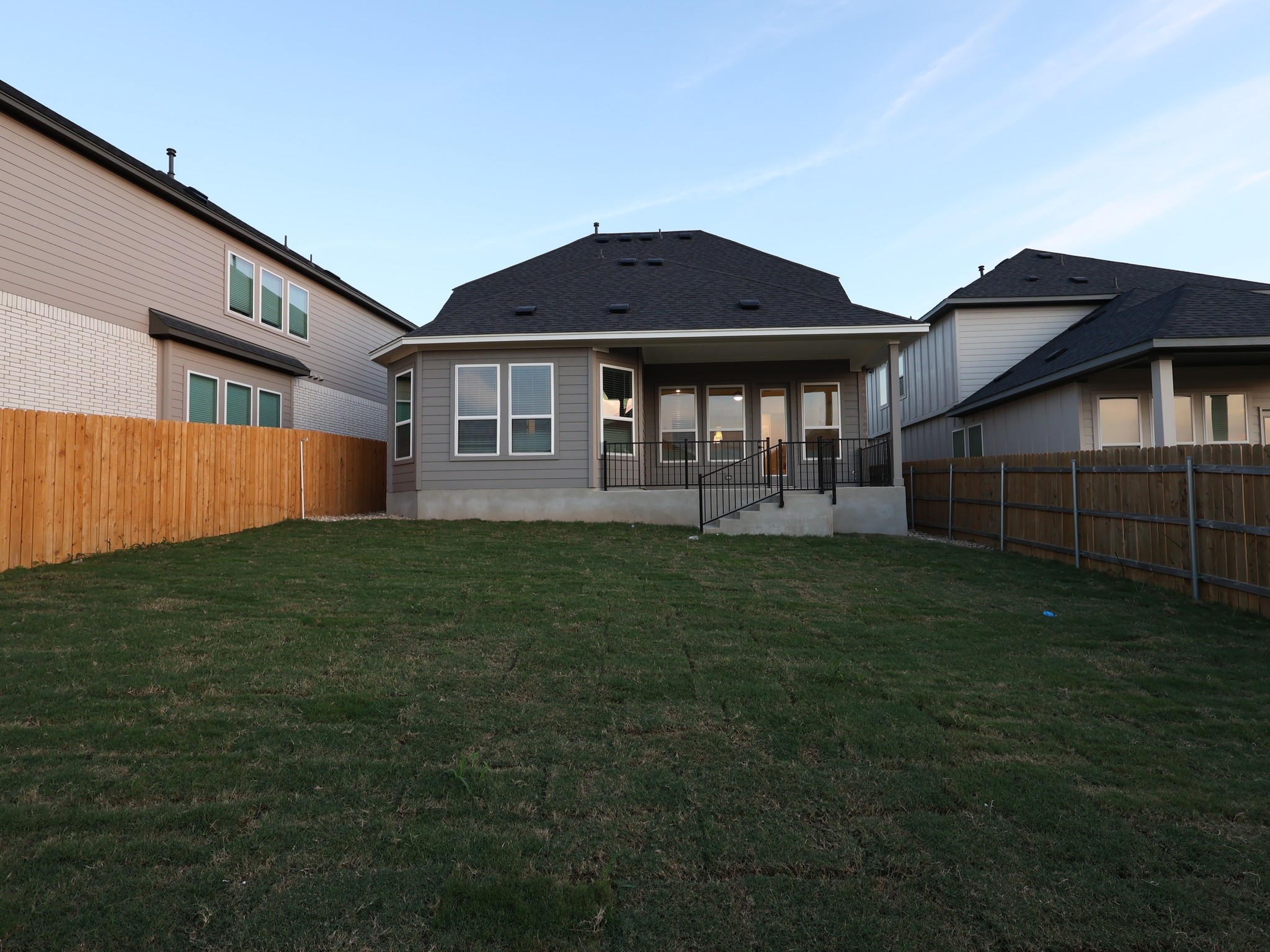 main property photo 21