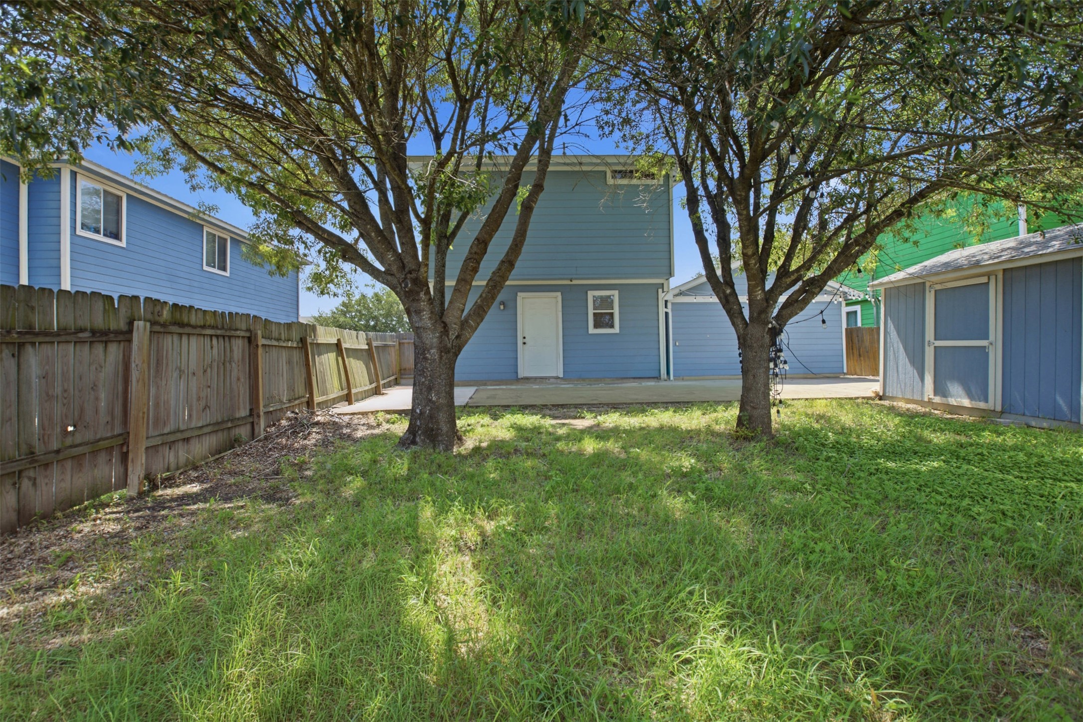 main property photo 24