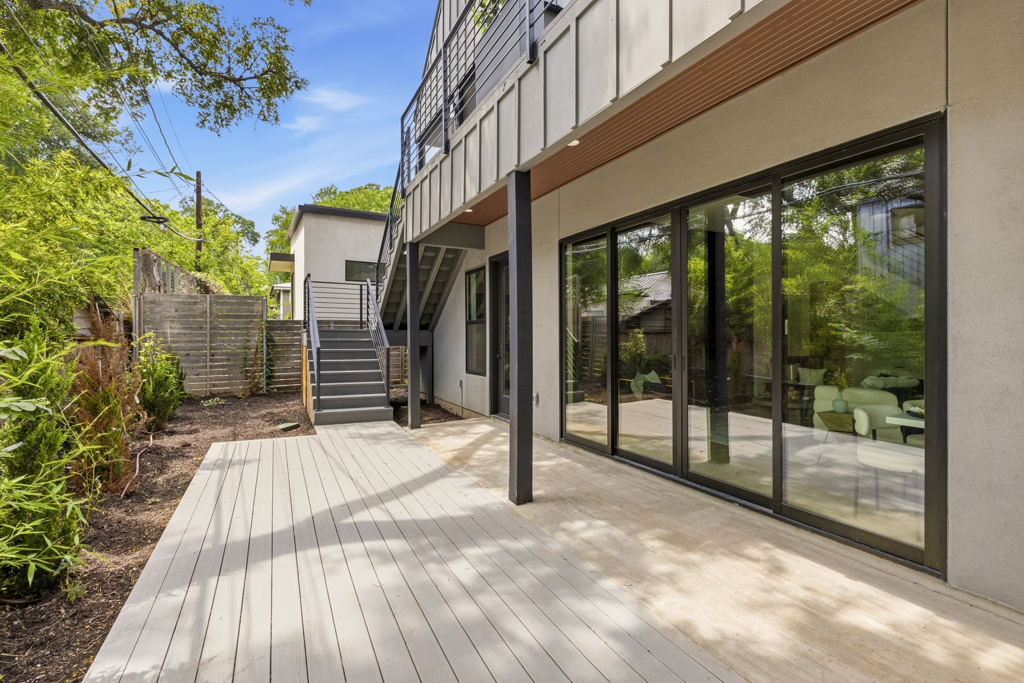 main property photo 36