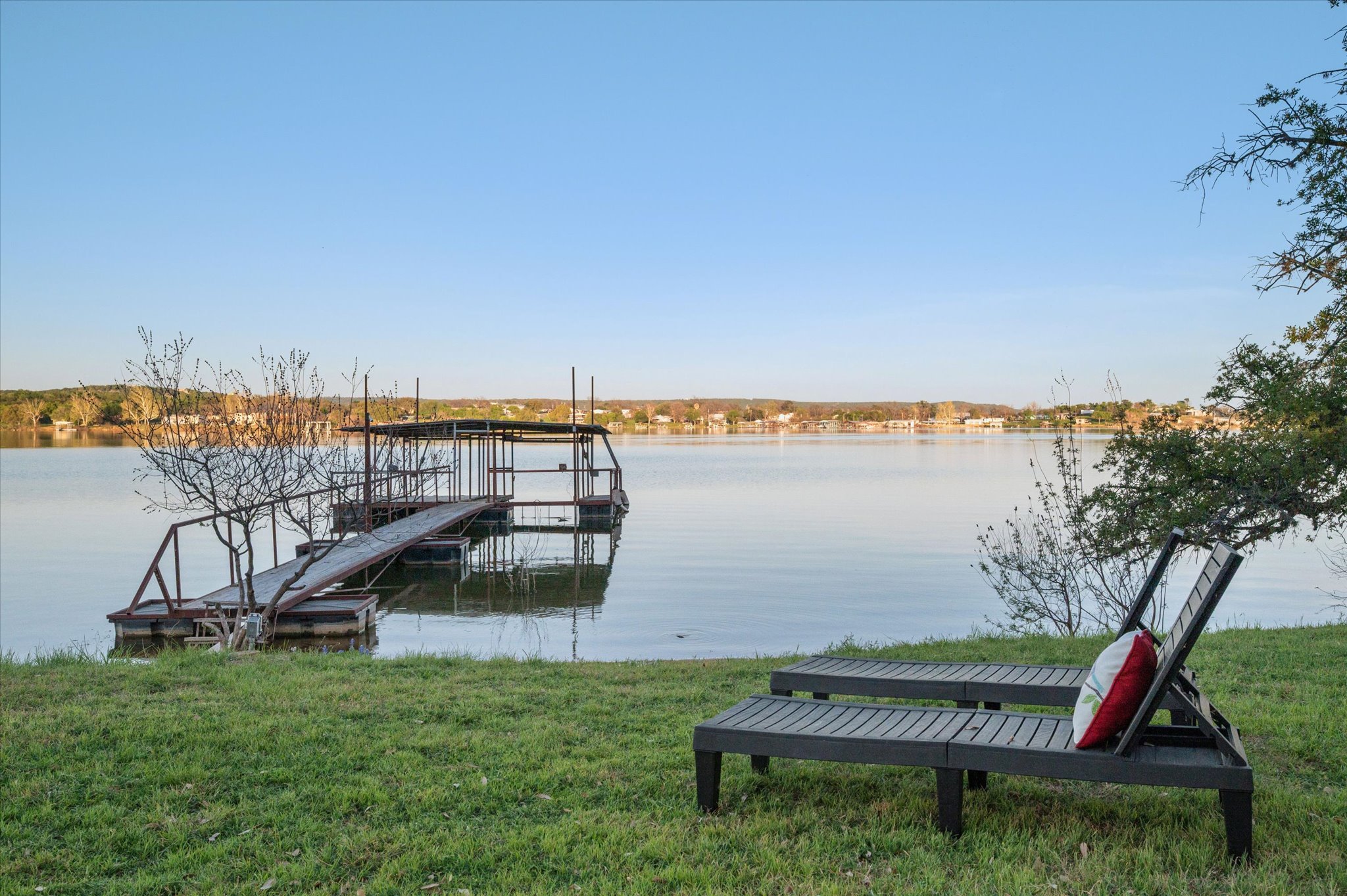 main property photo 26