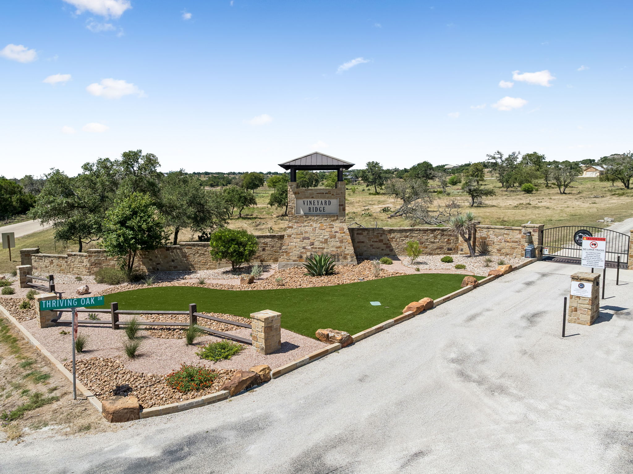 main property photo 37