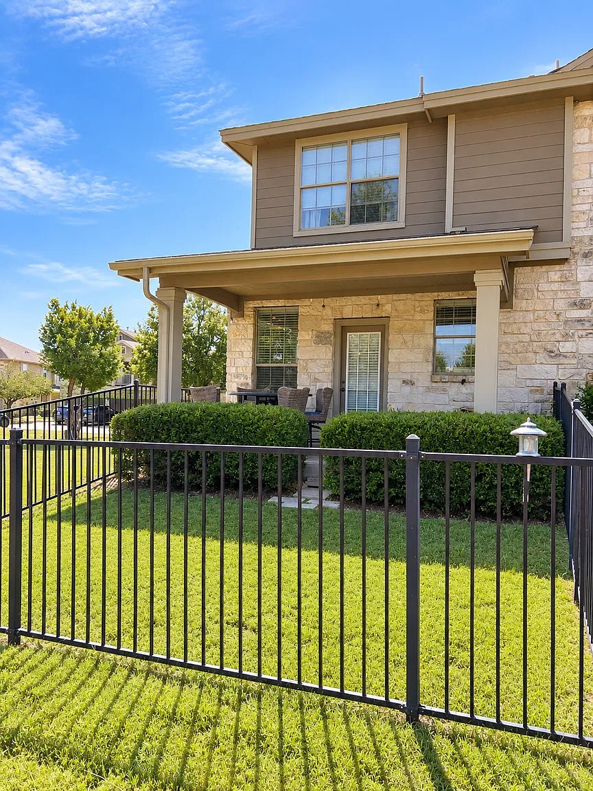 main property photo 18