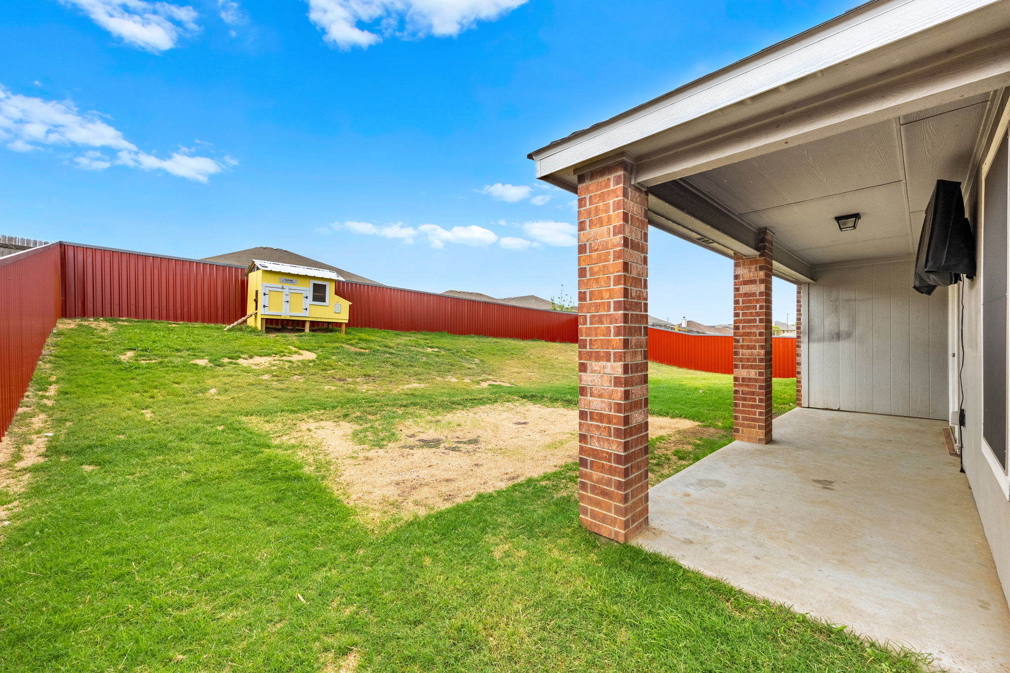 main property photo 36
