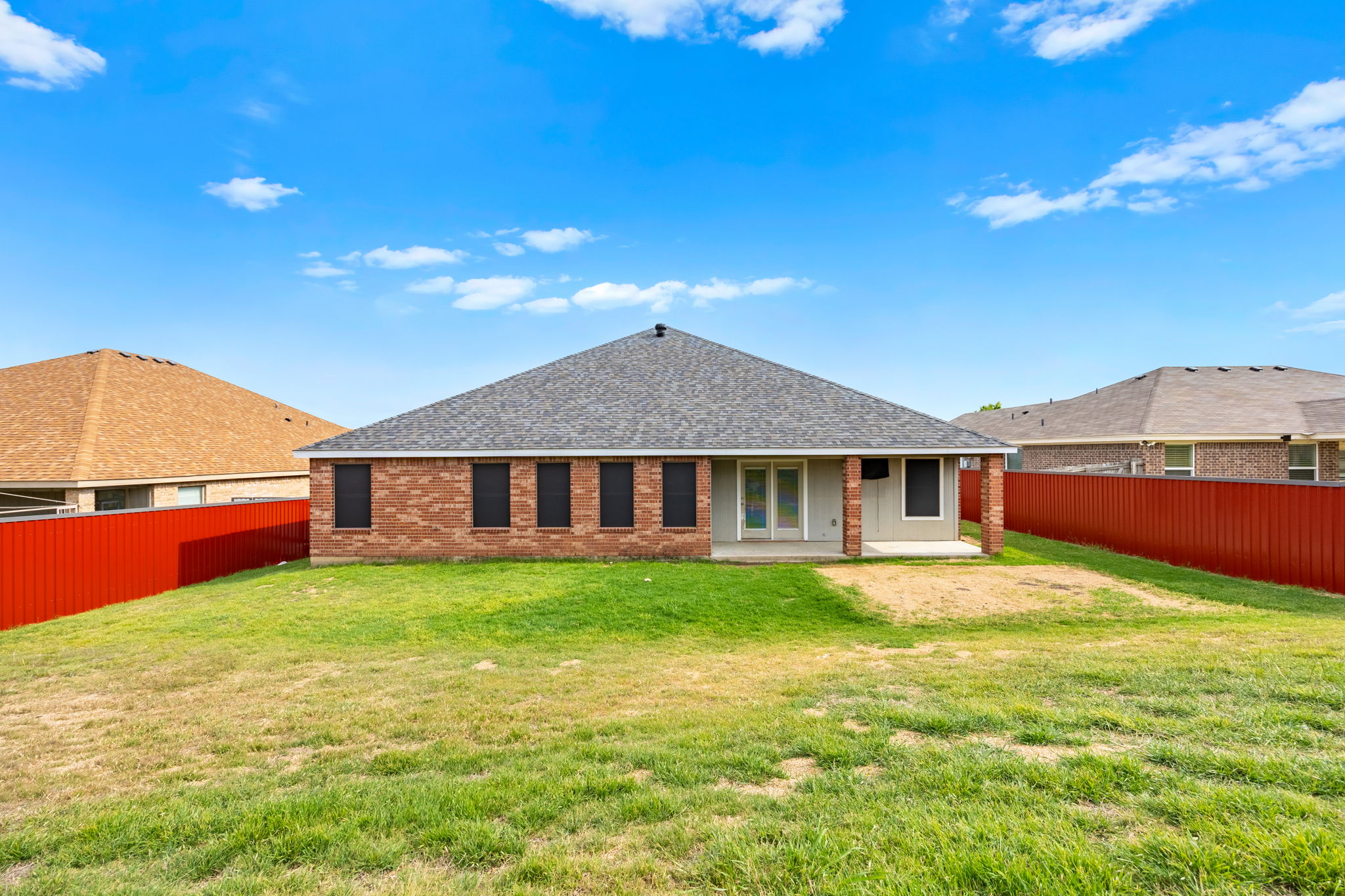 main property photo 37