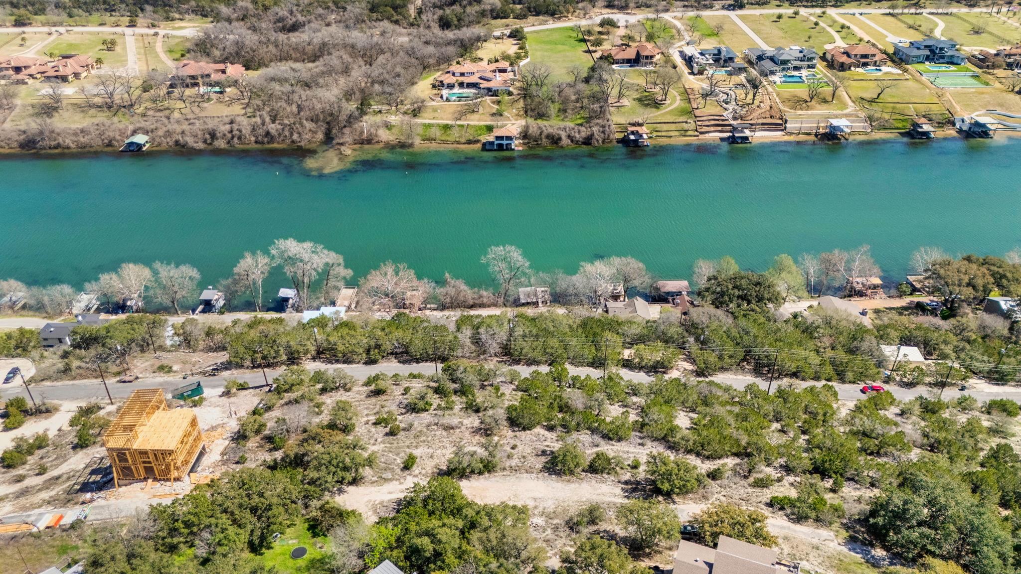 main property photo 6