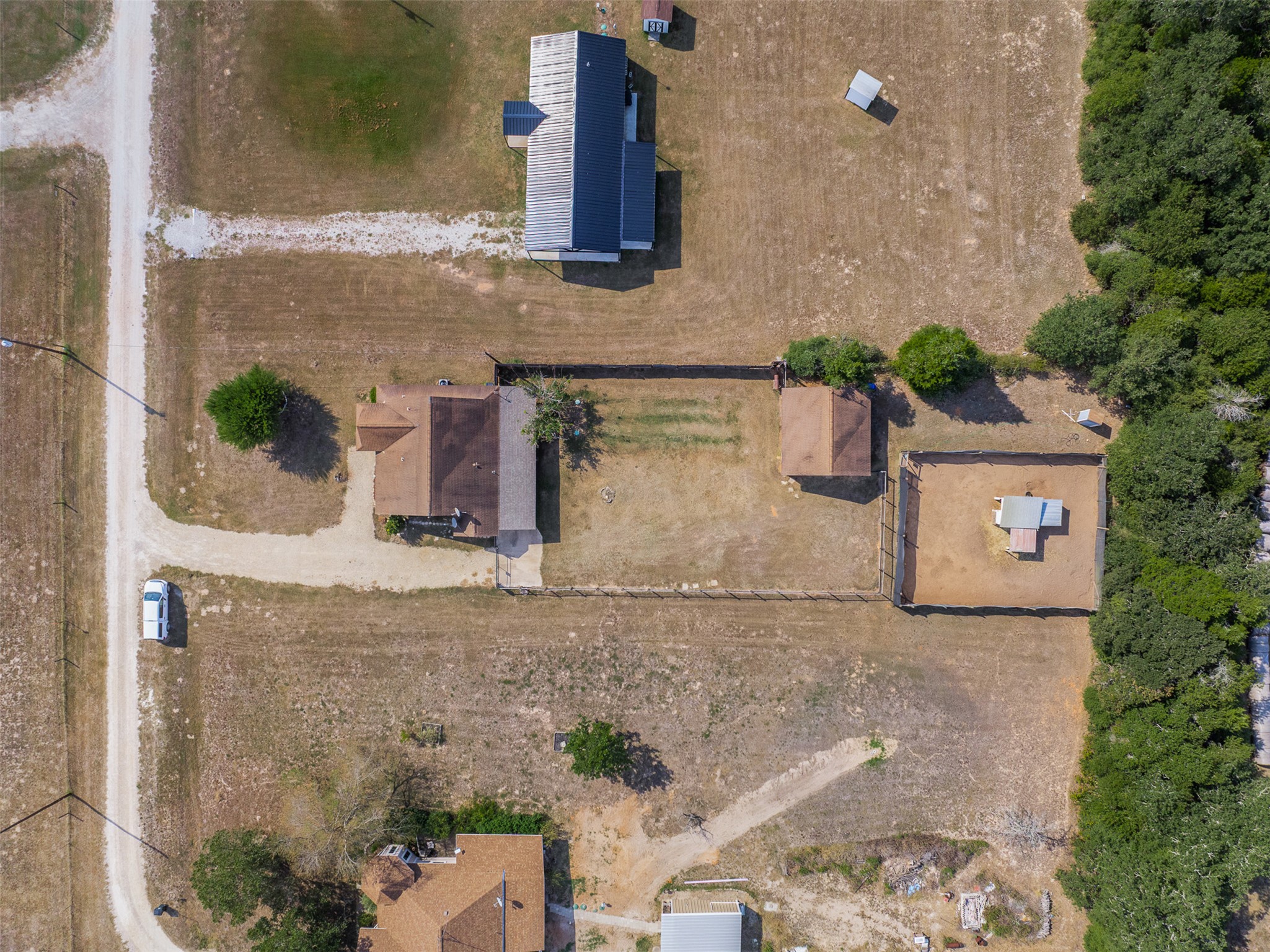 main property photo 27