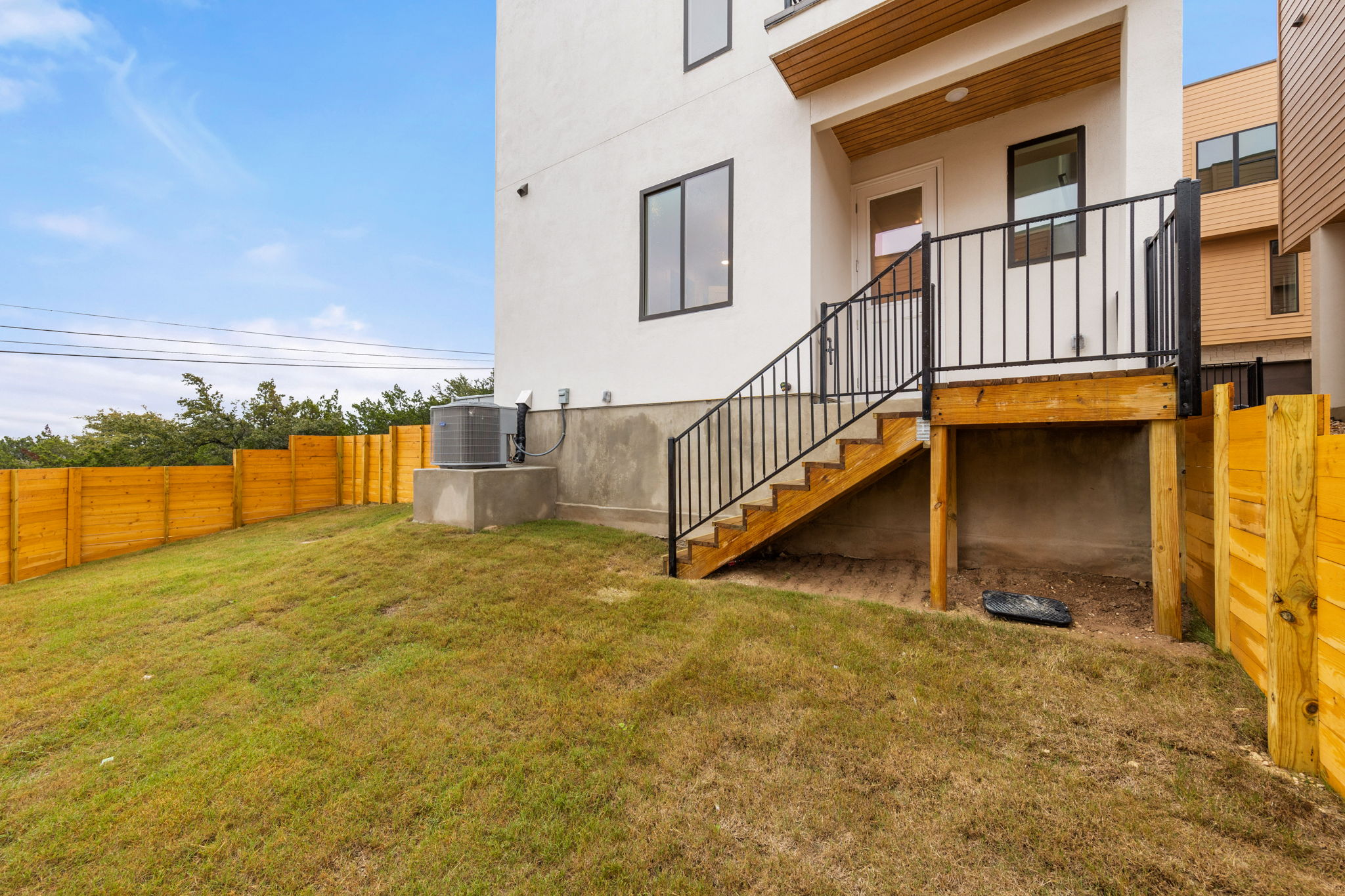 main property photo 45