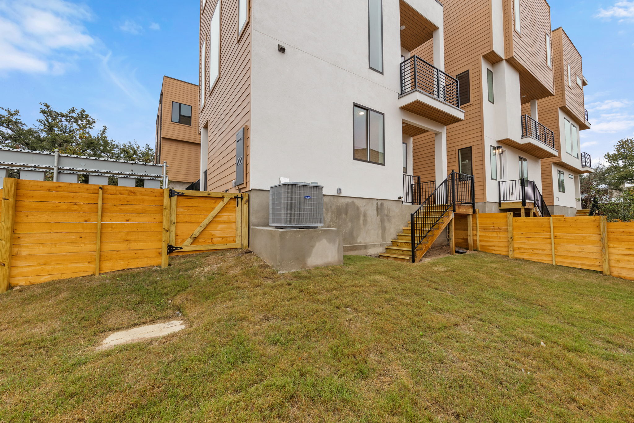 main property photo 47