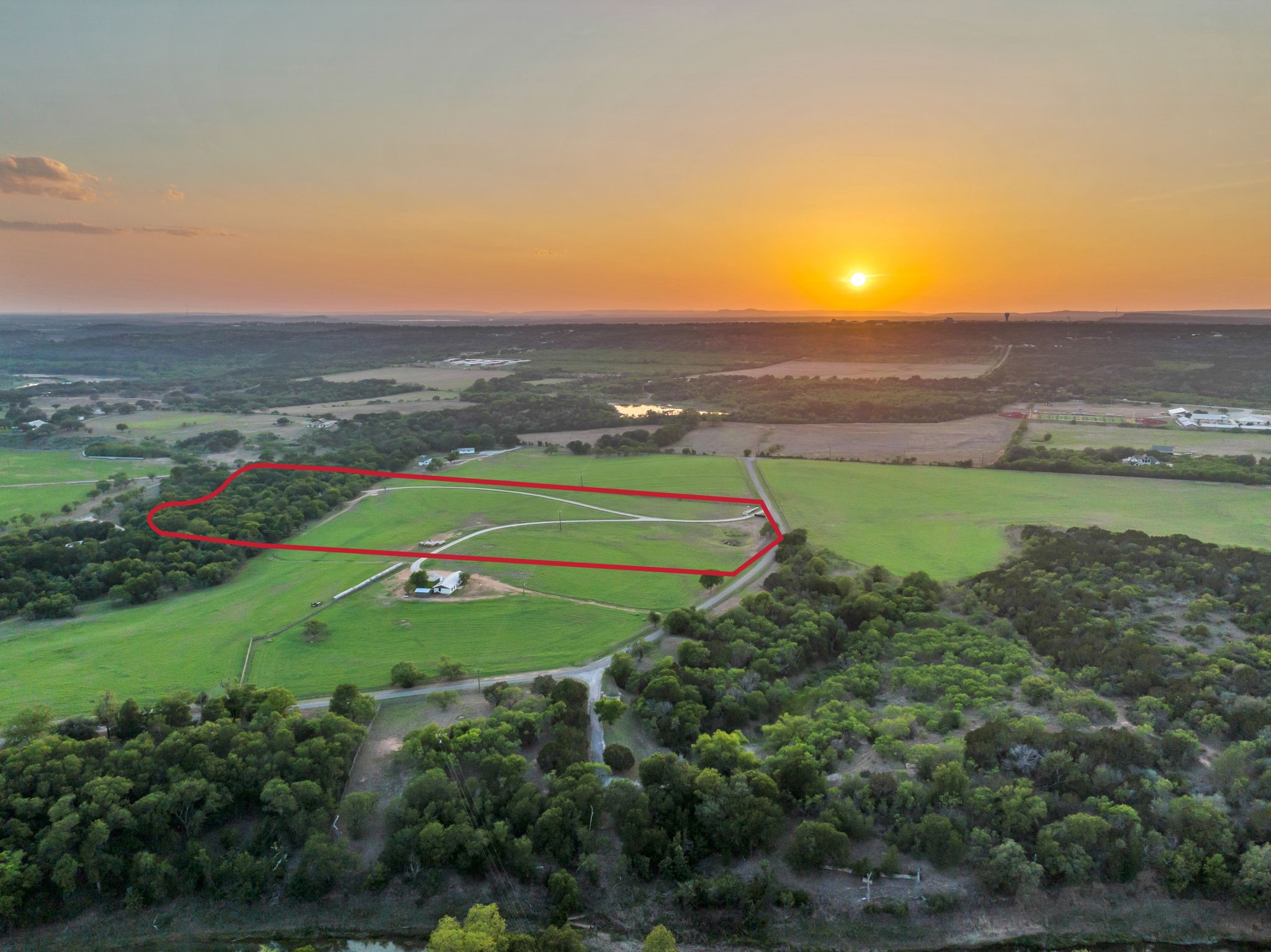 main property photo 36